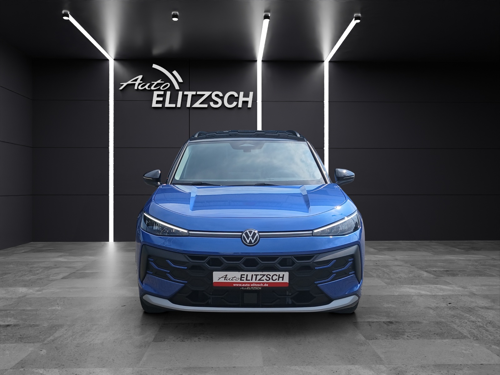 Fahrzeugabbildung Volkswagen T-Roc eTSI Life DSG LED AHK Navi AID ACC RFK SH