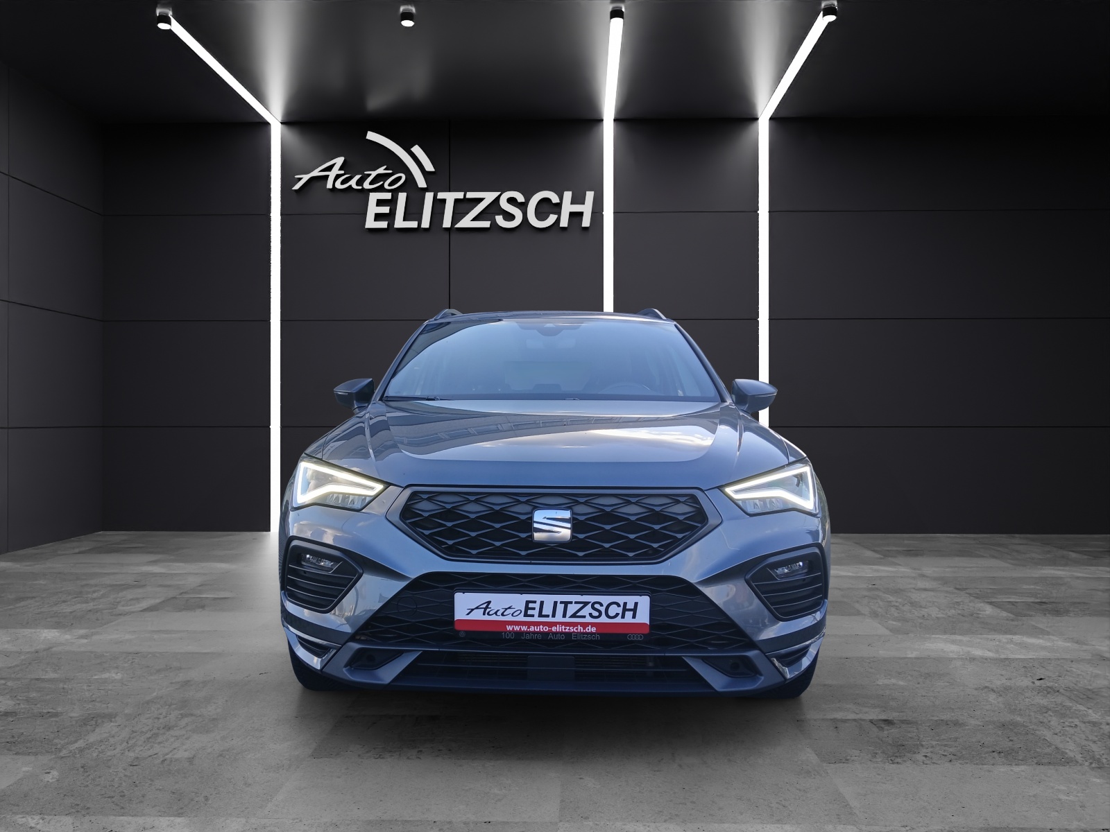 Fahrzeugabbildung SEAT Ateca TSI FR-Line DSG LED AHK Navi AID ACC RFK SH