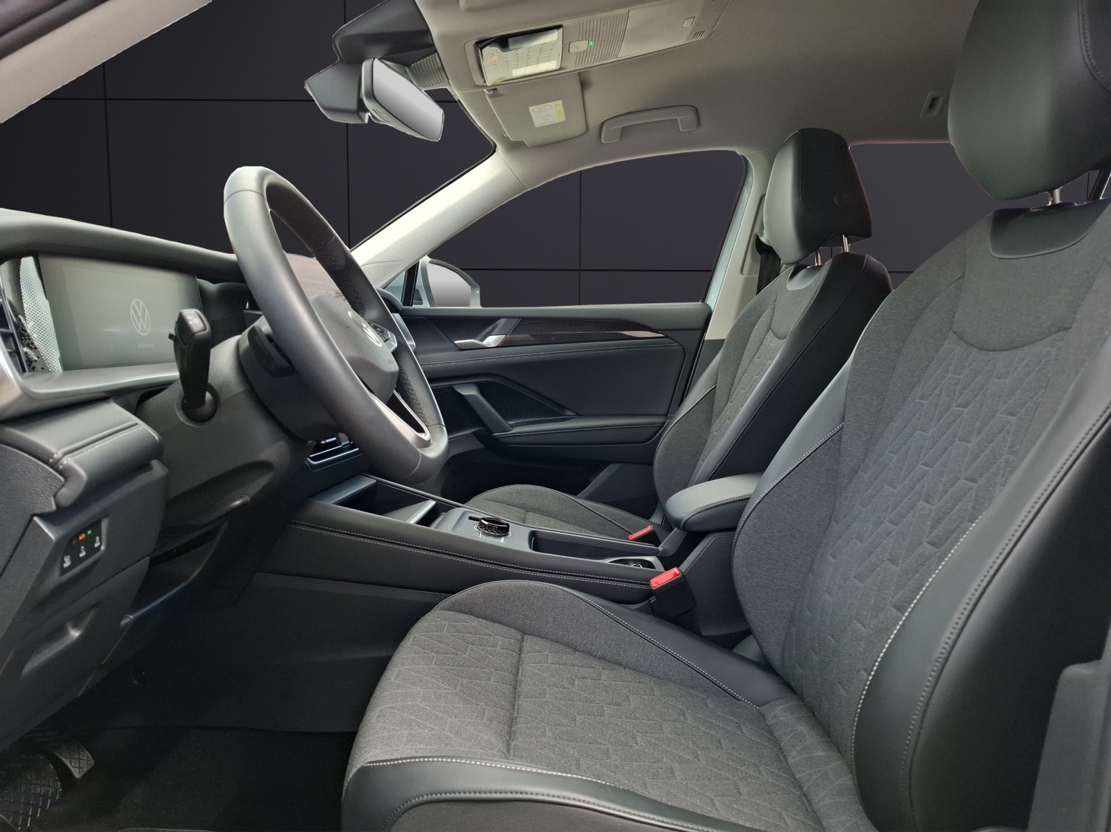 Fahrzeugabbildung Volkswagen Tayron eTSI Life LED AHK Navi AID ACC RFK SH