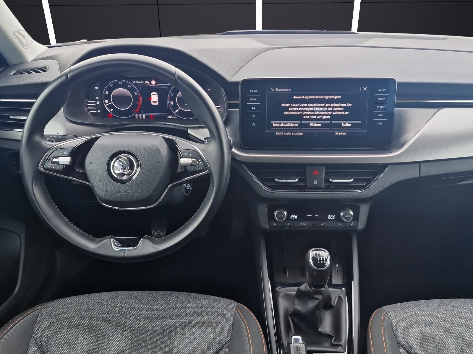 Fahrzeugabbildung SKODA Kamiq Clever AHK LED RFK KESSY