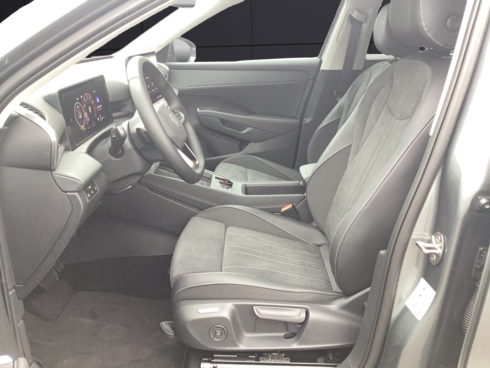 Fahrzeugabbildung Volkswagen T-Roc Style AHZV NAVI LED DAB ACC