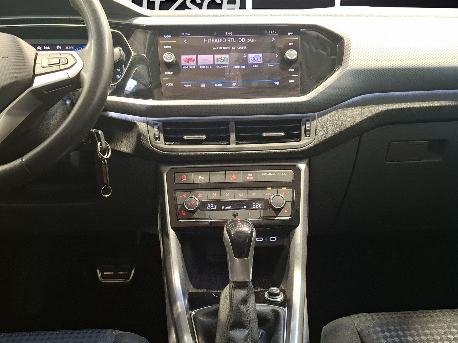 Fahrzeugabbildung Volkswagen T-Cross TSI R-Line Active DSG LED Navi AID SHZ ACC PDC