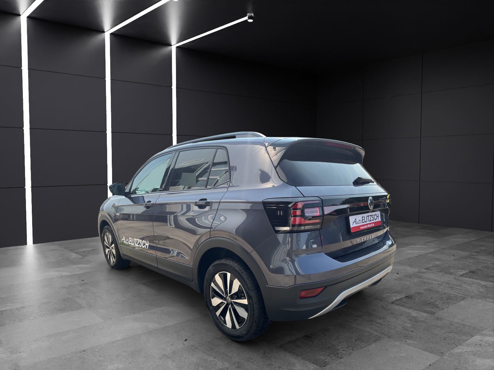 Fahrzeugabbildung Volkswagen T-Cross 1.0 TSI Move DSG LED ACC 16