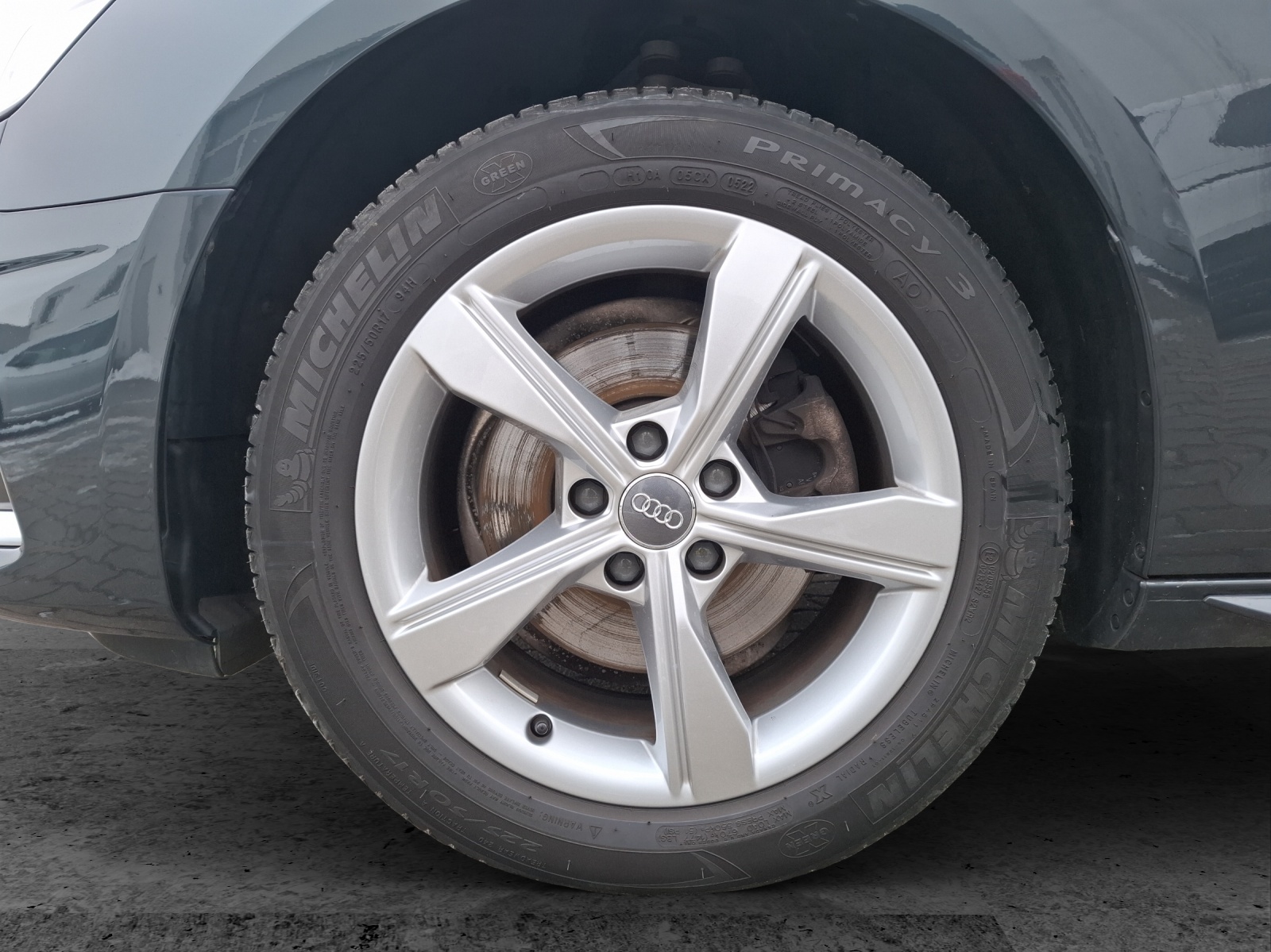 Fahrzeugabbildung Audi A4 Avant 35 TFSI advanced S-tronic LED Navi Leder ACC RFK SH