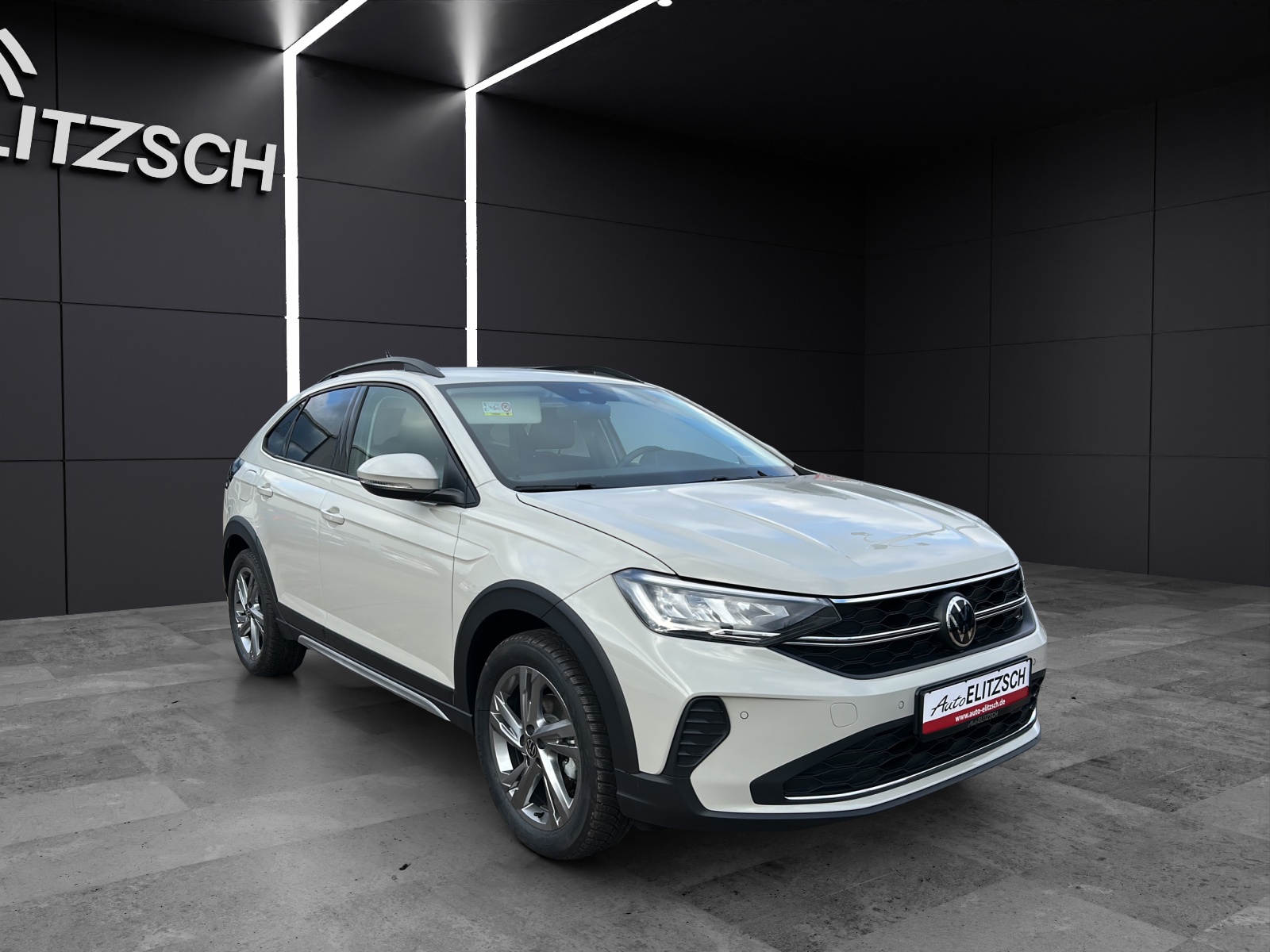 Fahrzeugabbildung Volkswagen Taigo Life TSI LED ACC SH PDC
