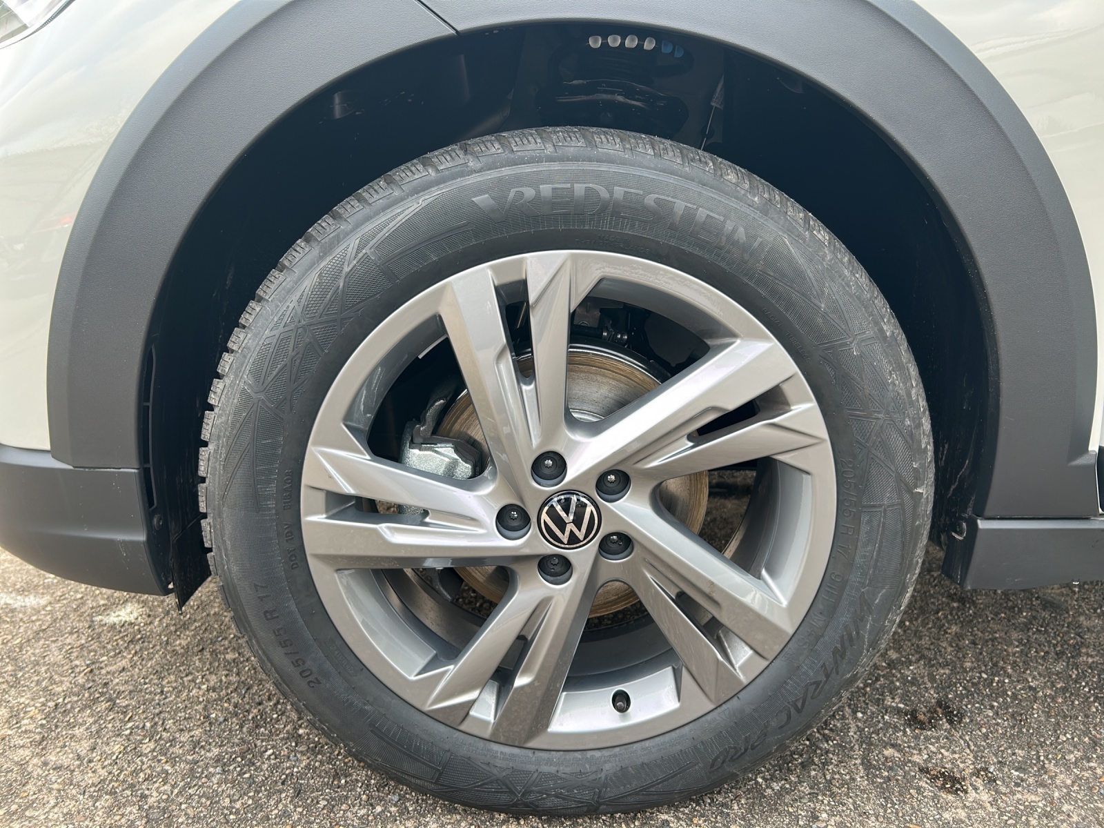 Fahrzeugabbildung Volkswagen Taigo Life TSI LED ACC SH PDC