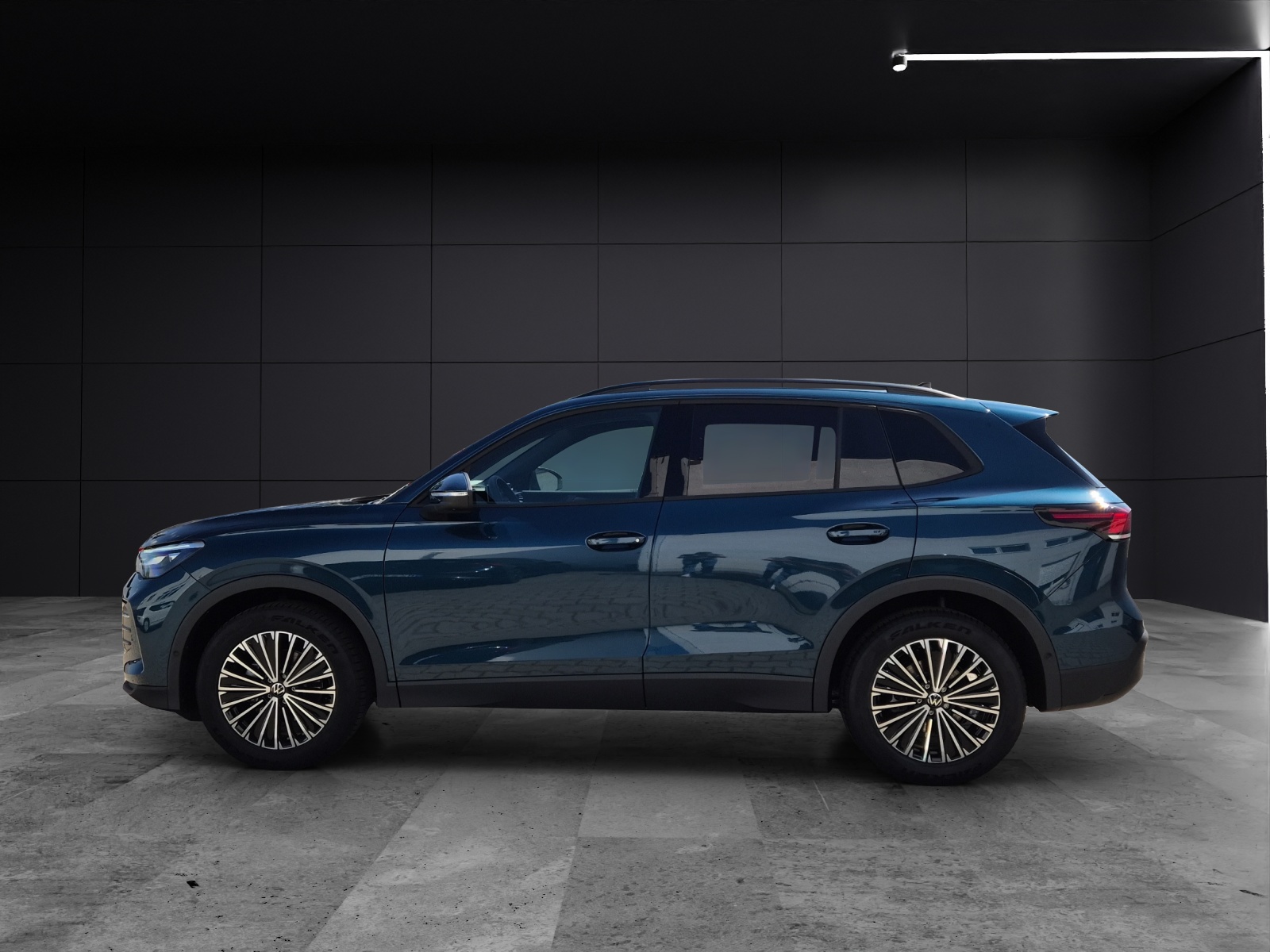 Fahrzeugabbildung Volkswagen Tiguan Life TSI AHZV LED NAVI DAB ACC