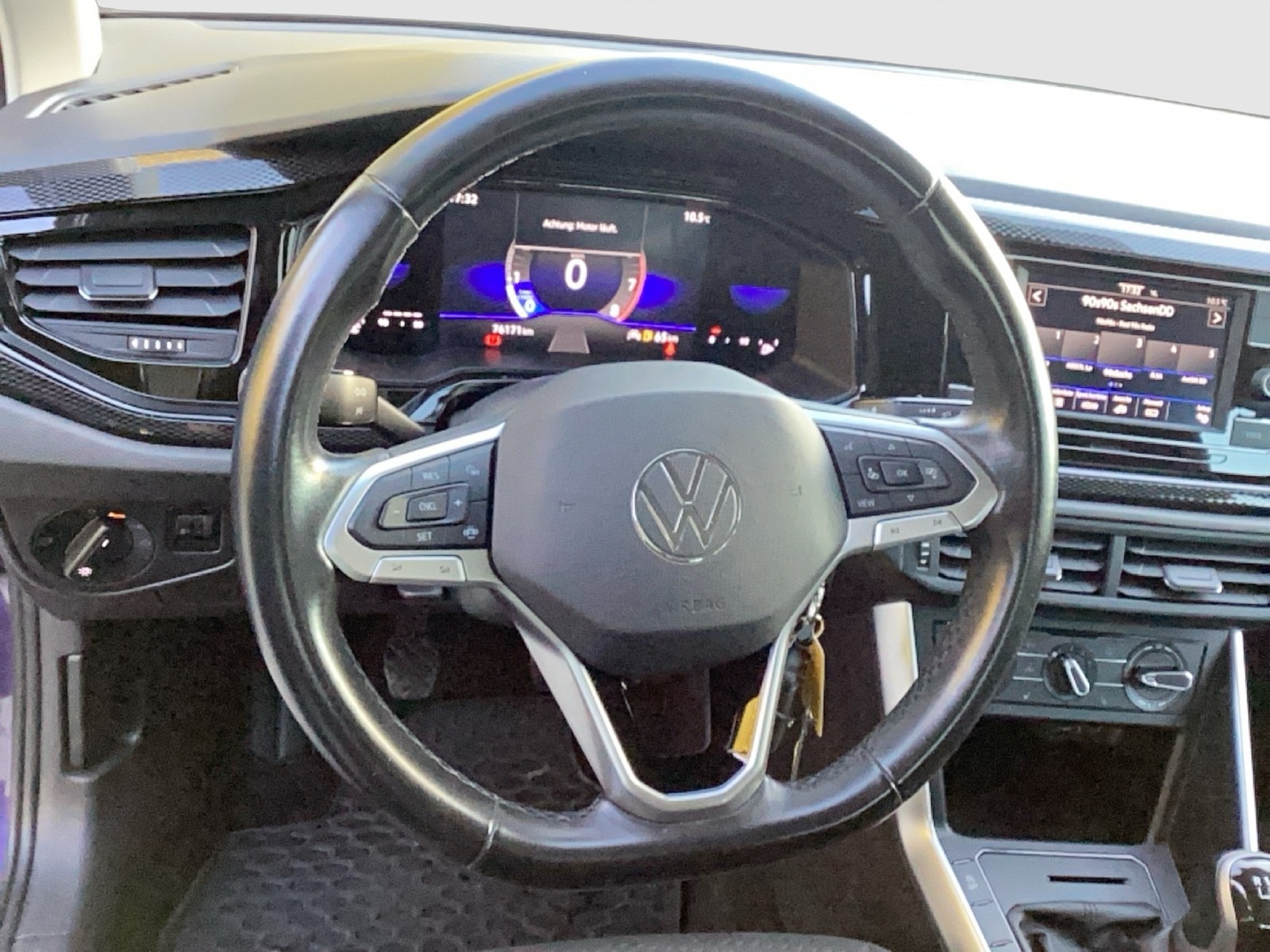 Fahrzeugabbildung Volkswagen Polo Life LED CarPlay AID SH