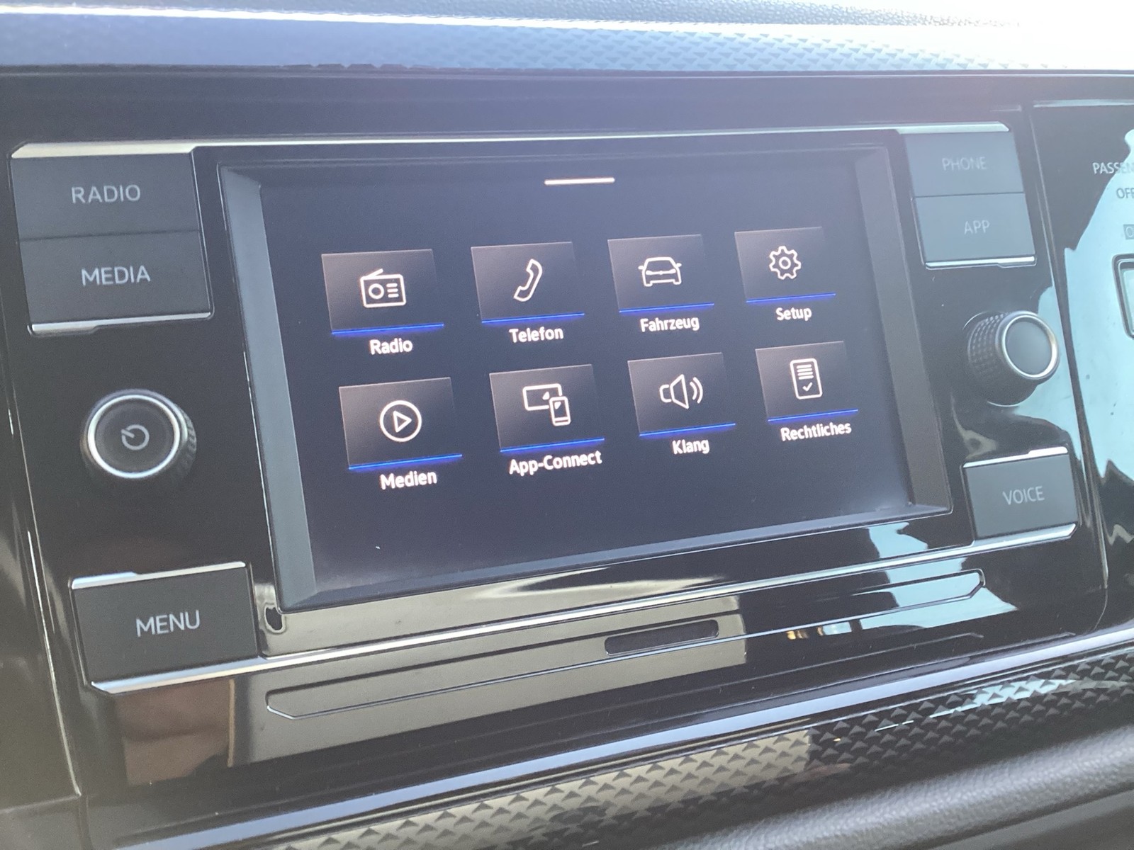 Fahrzeugabbildung Volkswagen Polo Life LED CarPlay AID SH