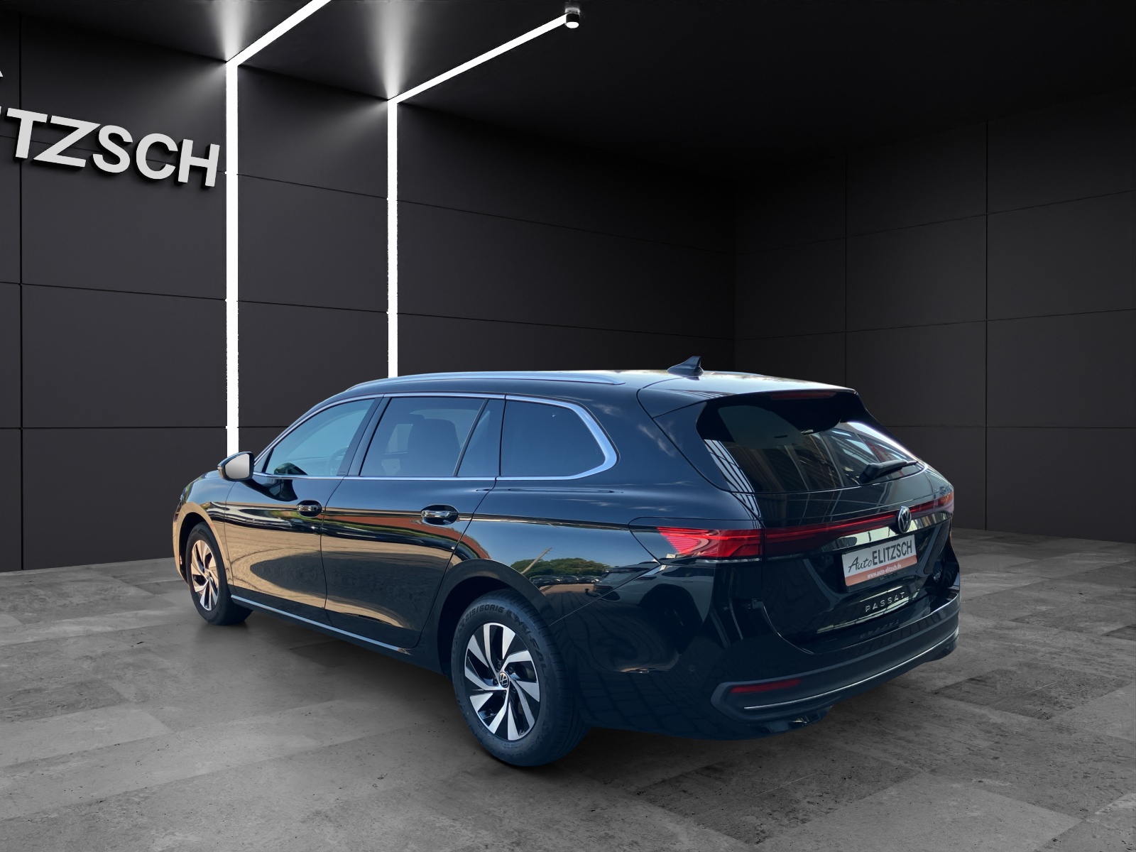 Fahrzeugabbildung Volkswagen Passat Variant eTSI Business DSG LED Navi ACC DCC Pano RFK HuD