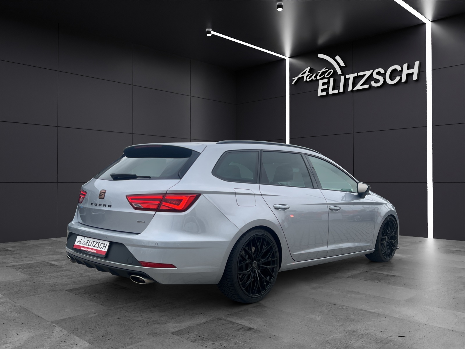 Fahrzeugabbildung CUPRA Leon ST 300 DSG 4Drive LED Navi VC ACC RFK Beats SHZ