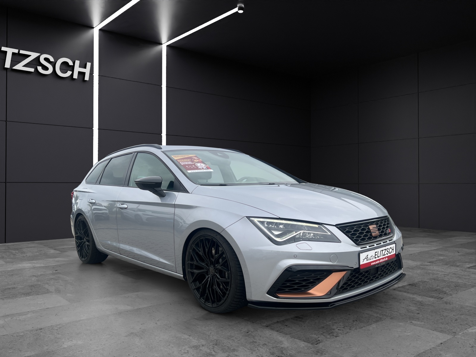Fahrzeugabbildung CUPRA Leon ST 300 DSG 4Drive LED Navi VC ACC RFK Beats SHZ