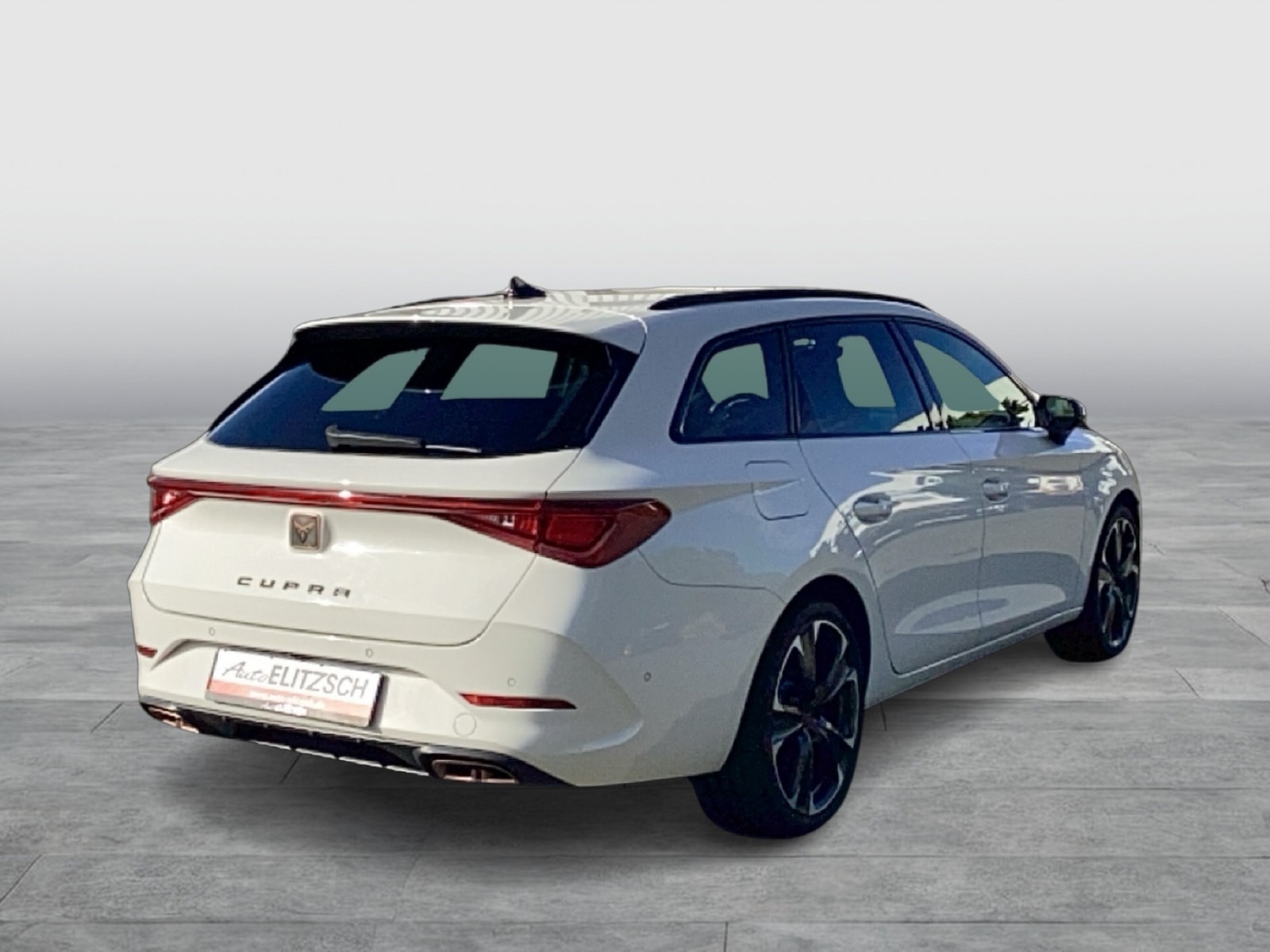 Fahrzeugabbildung CUPRA Leon ST e-Hybrid DSG LED ACC Navi ACC RFK SH 19