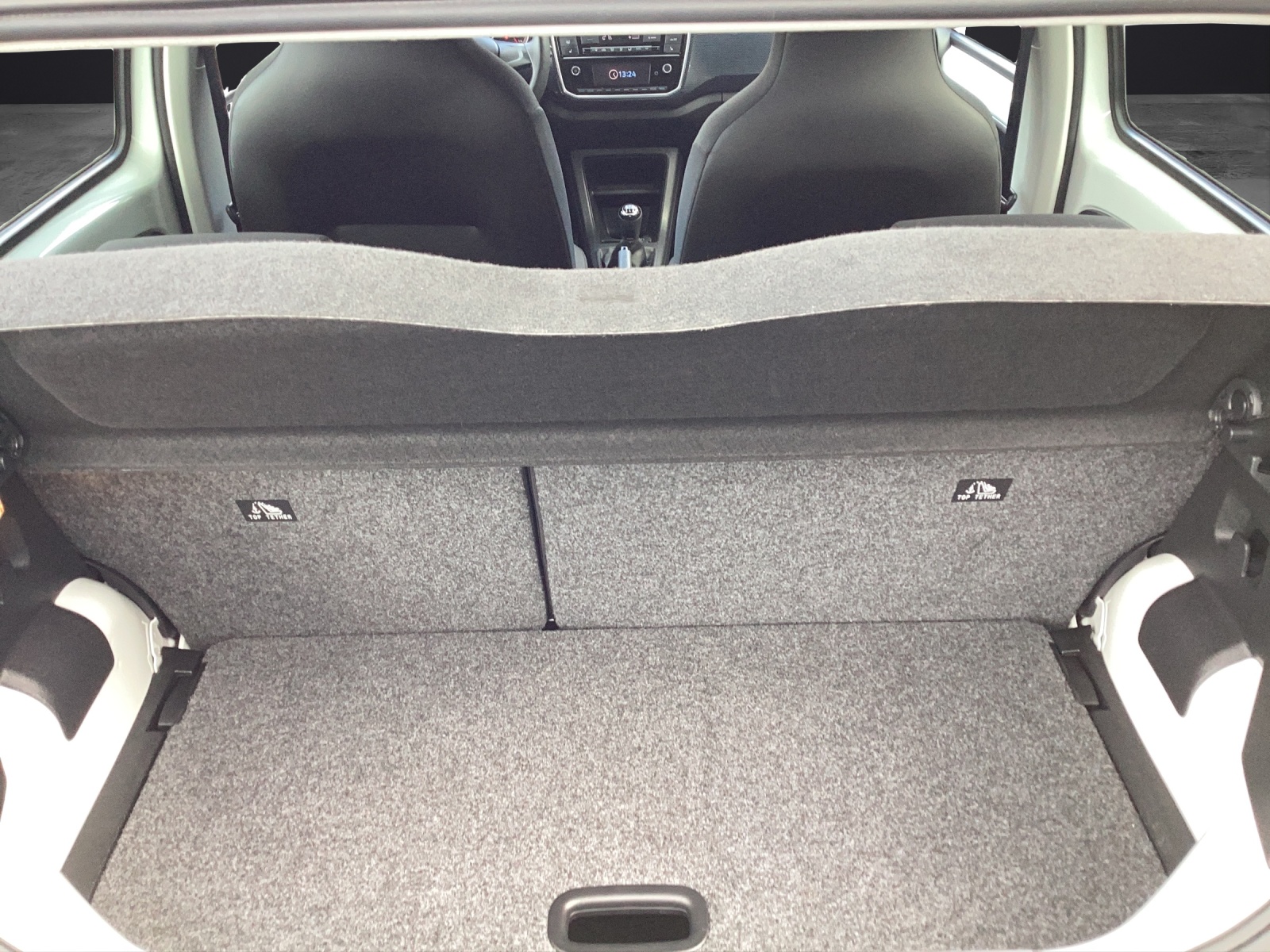 Fahrzeugabbildung Volkswagen up! 1.0 Climatronic DAB GRA RFK SHZ