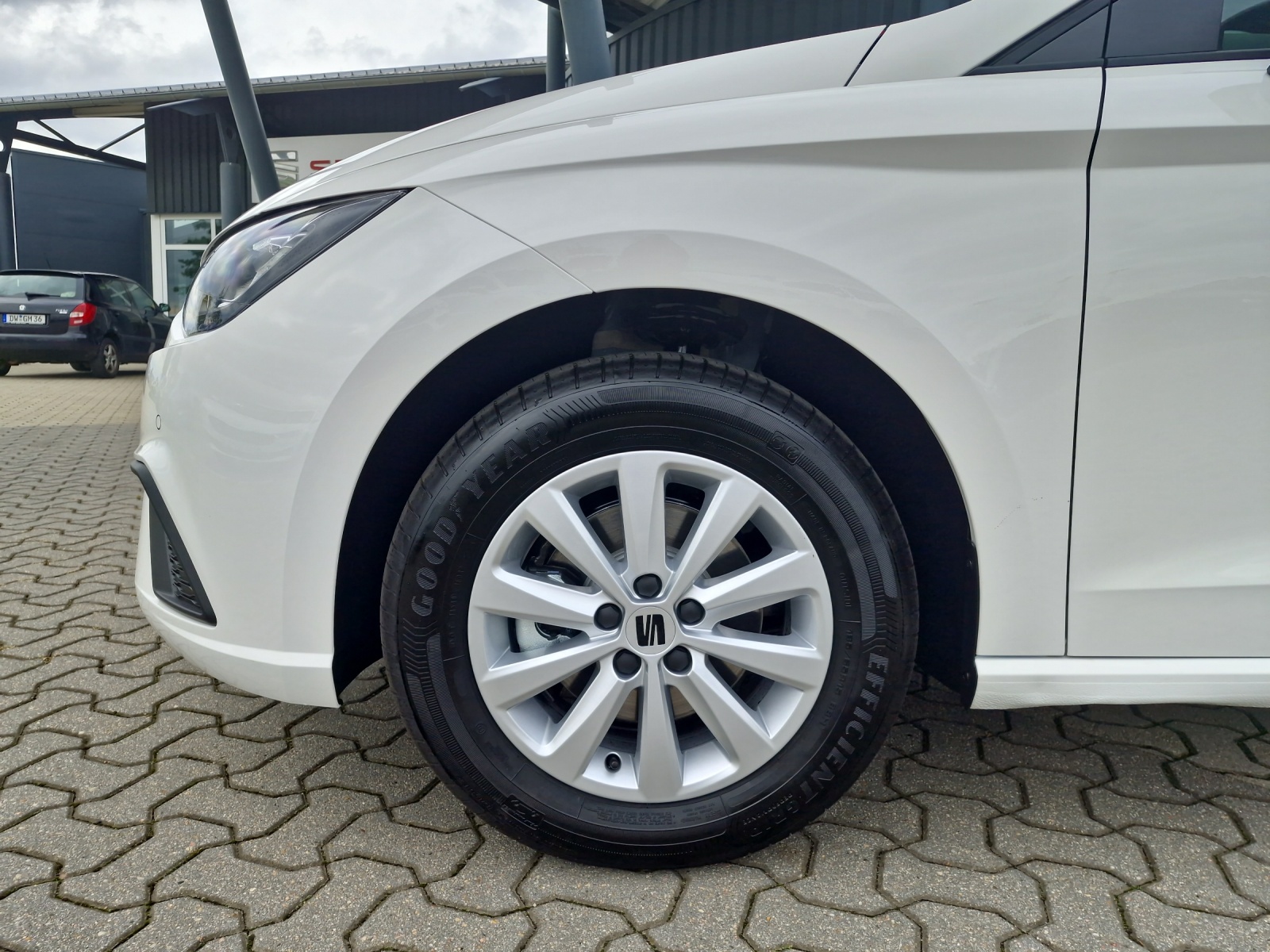 Fahrzeugabbildung SEAT Ibiza Road Edition 1.0 TSI LED KAMERA KLIMA