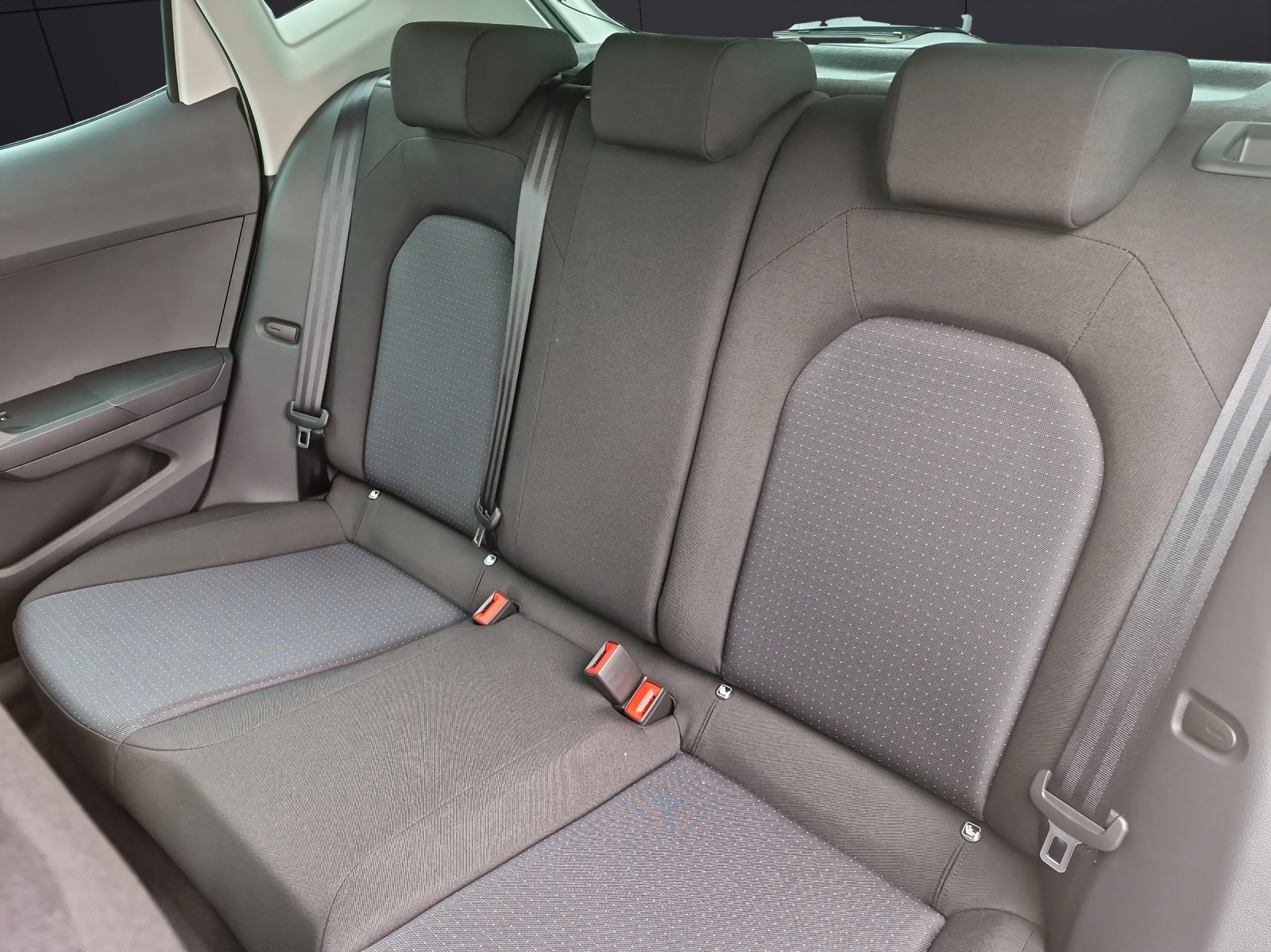 Fahrzeugabbildung SEAT Ibiza Road Edition 1.0 TSI LED KAMERA KLIMA