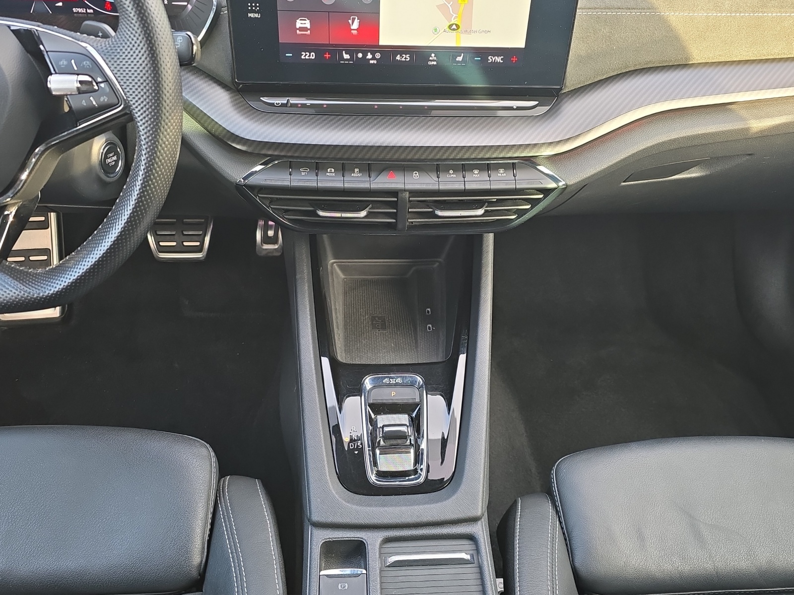 Fahrzeugabbildung SKODA Octavia Combi RS Plus 4x4 2.0 TDI DSG AHZ PANO NAVI KAMERA