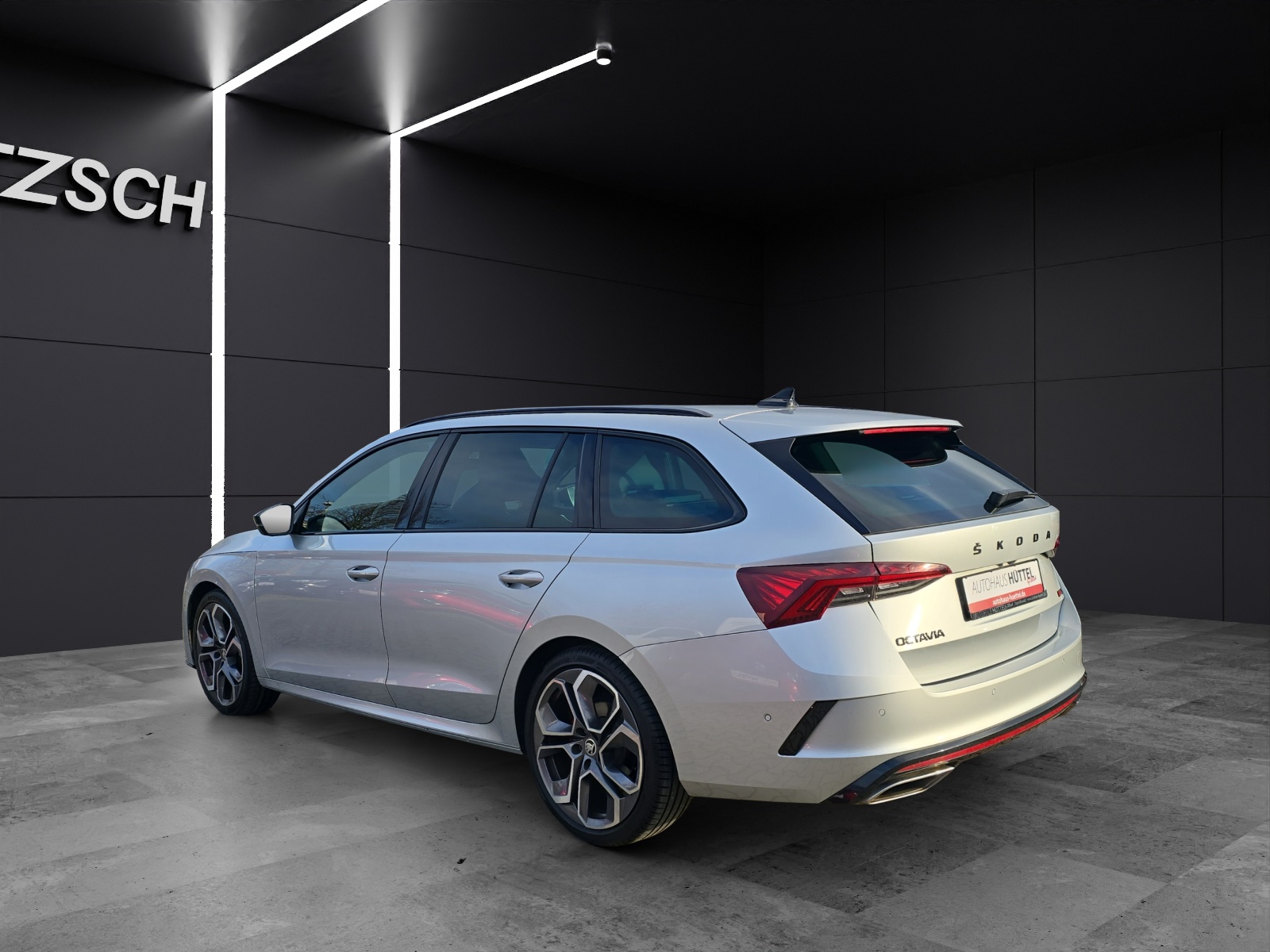 Fahrzeugabbildung SKODA Octavia Combi RS Plus 4x4 2.0 TDI DSG AHZ PANO NAVI KAMERA