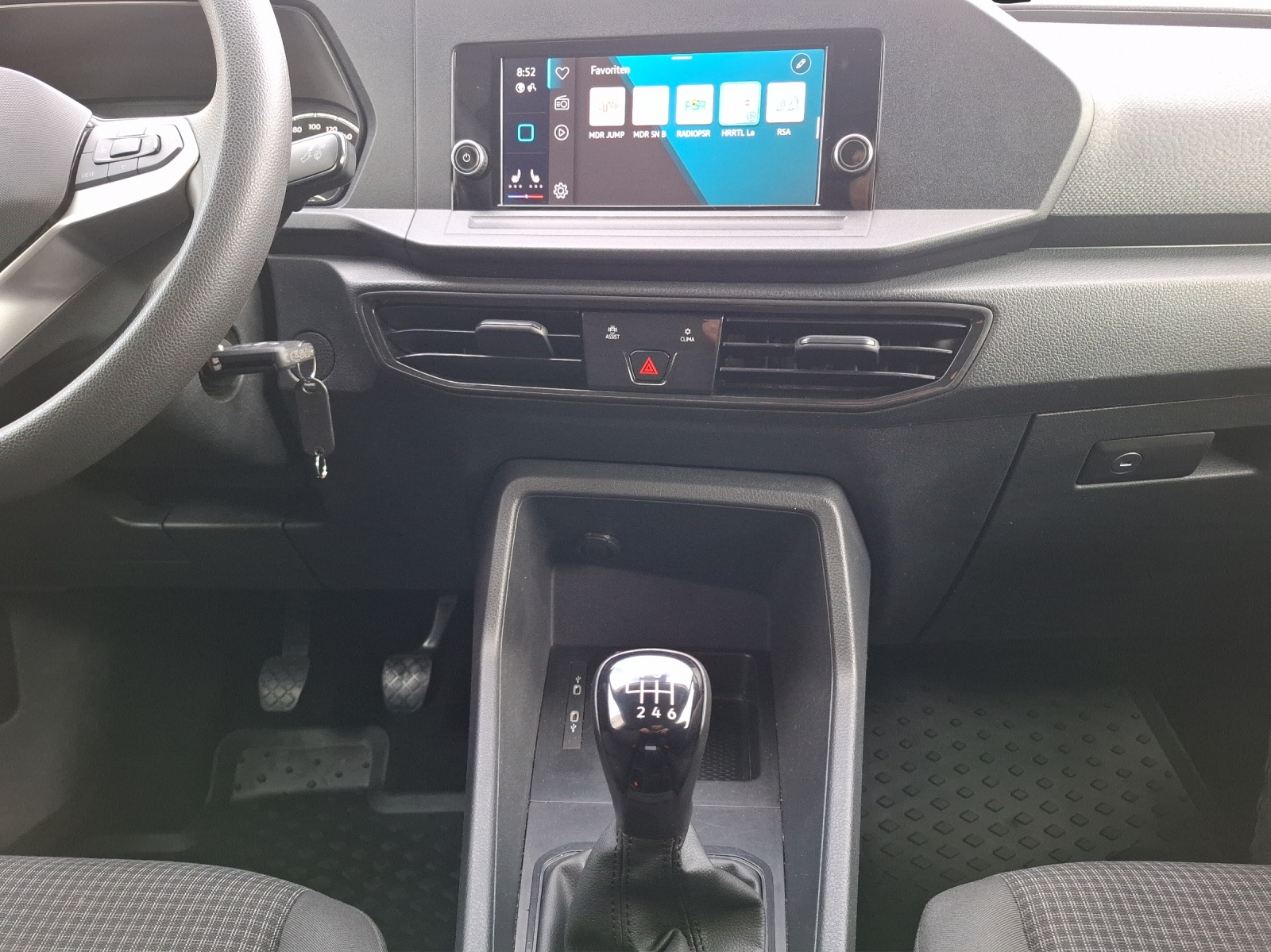 Fahrzeugabbildung Volkswagen Caddy Kasten TDI Maxi Basis AHK RFK SH