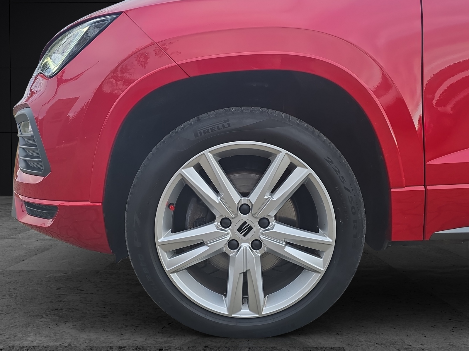 Fahrzeugabbildung SEAT Ateca FR 2.0 TSI 4Drive DSG AHZ KAMERA LED