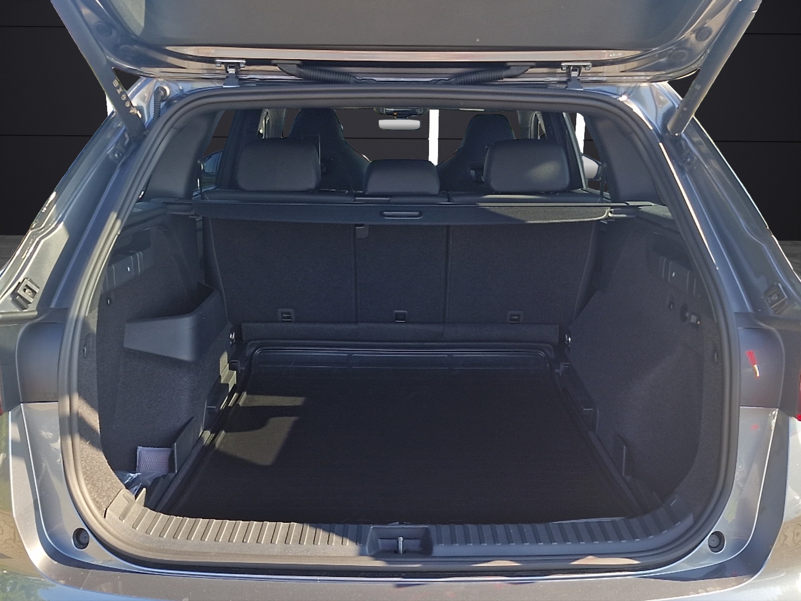 Fahrzeugabbildung SKODA Kodiaq 4x4 Sportline Matrix Navi ACC AHK STHZ SHZ DCC