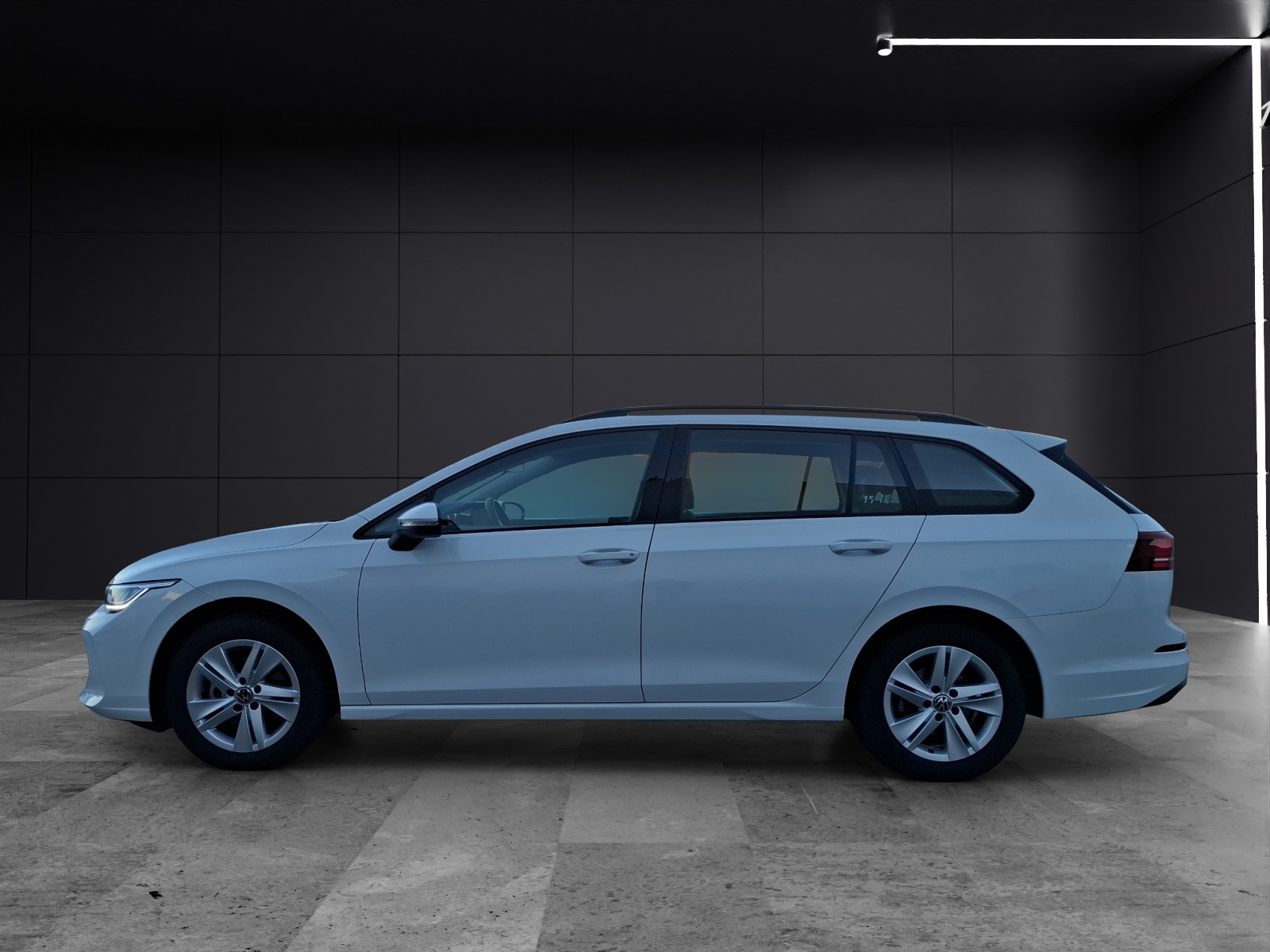 Fahrzeugabbildung Volkswagen Golf VIII Variant TSI Life LED AID ACC PDC SH LM