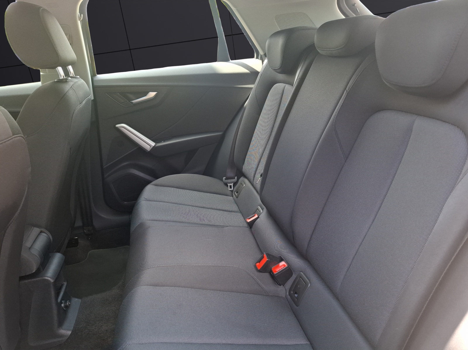Fahrzeugabbildung Audi Q2 35 TFSI advanced S-tronic Matrix AVC Navi ACC RFK SH