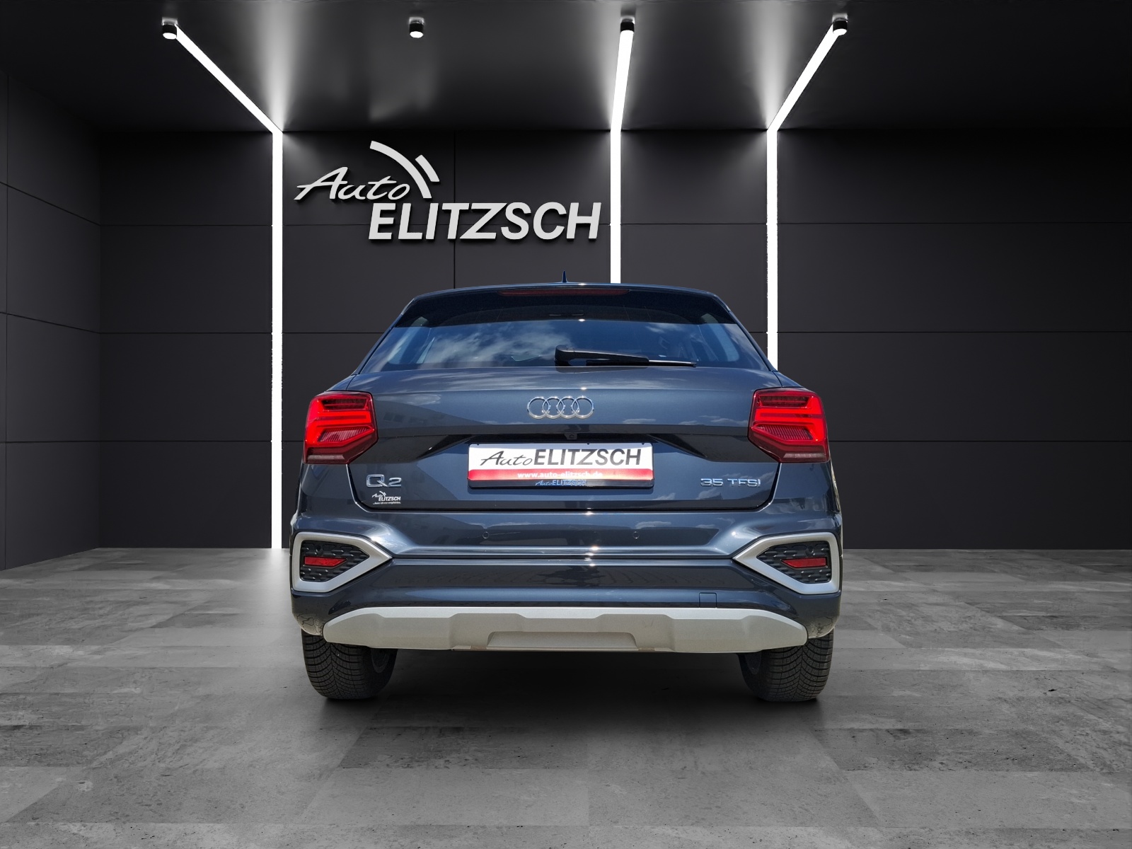 Fahrzeugabbildung Audi Q2 35 TFSI advanced S-tronic Matrix AVC Navi ACC RFK SH