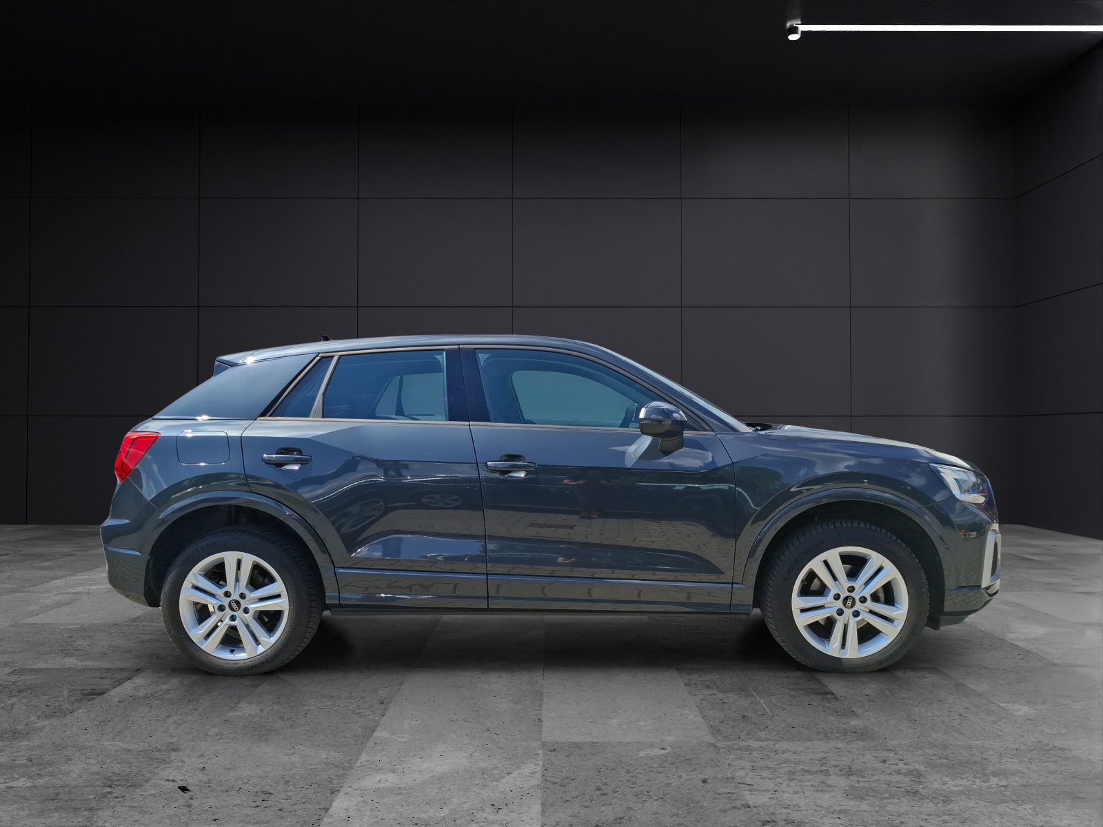 Fahrzeugabbildung Audi Q2 35 TFSI advanced S-tronic Matrix AVC Navi ACC RFK SH