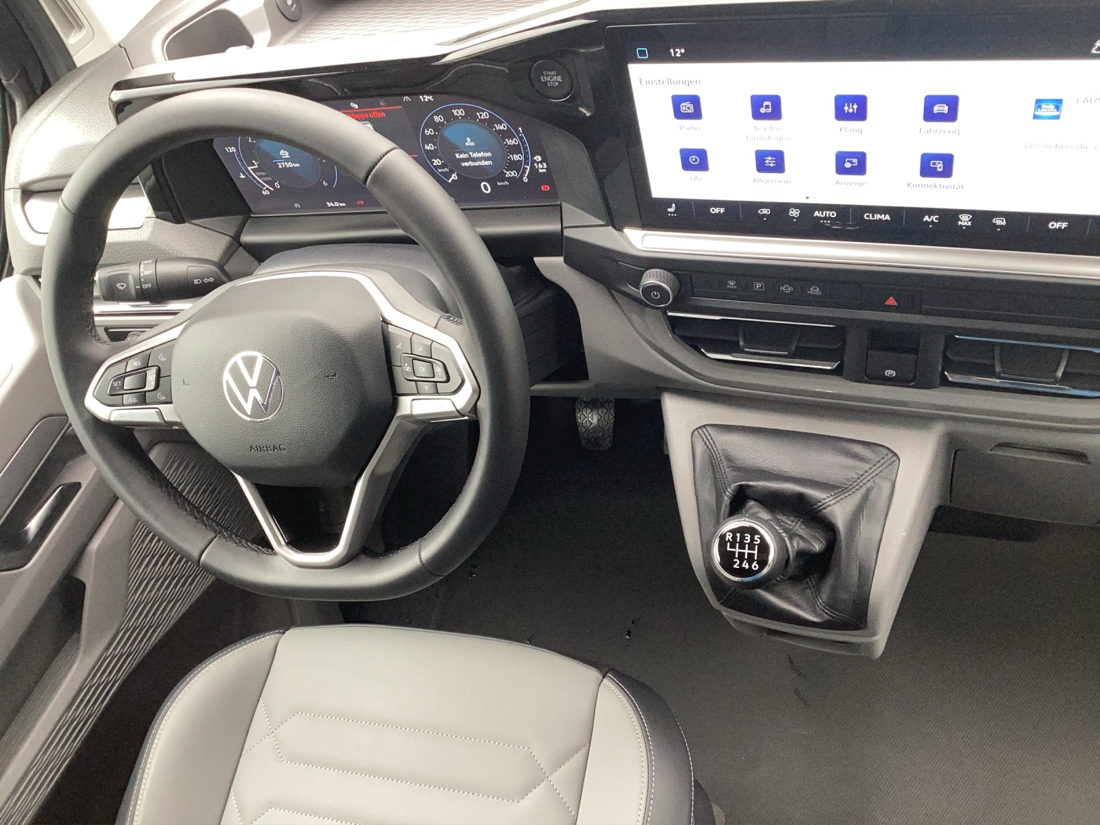 Fahrzeugabbildung Volkswagen Transporter Kasten TDI 81 kW KR PDK LANE ASSIST