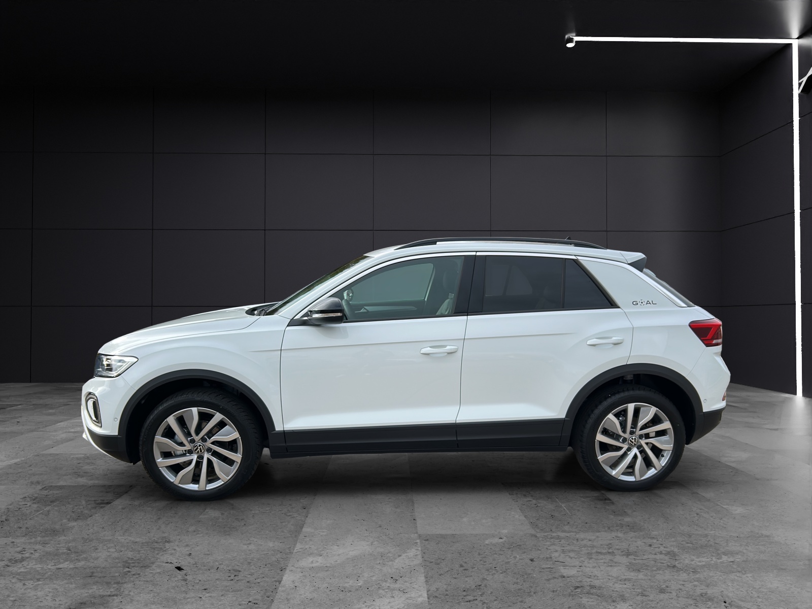 Fahrzeugabbildung Volkswagen T-Roc 1.5 l TSI DSG Goal
