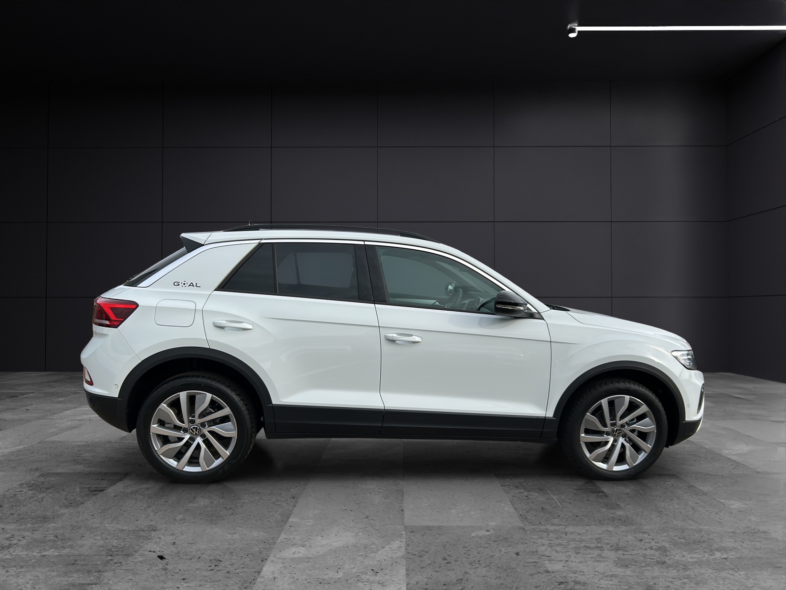 Fahrzeugabbildung Volkswagen T-Roc 1.5 l TSI DSG Goal