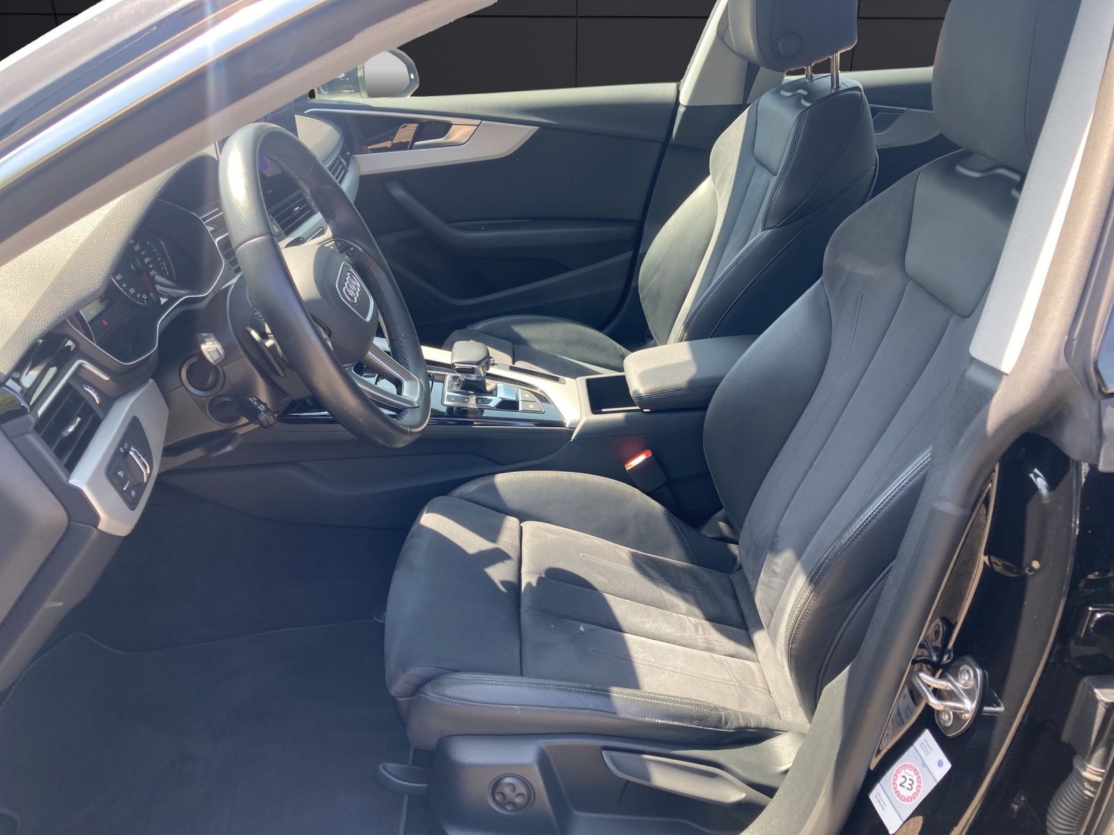 Fahrzeugabbildung Audi A5 Sportback 50 TDI quattro S-line Matrix AHK Navi ACC RFK