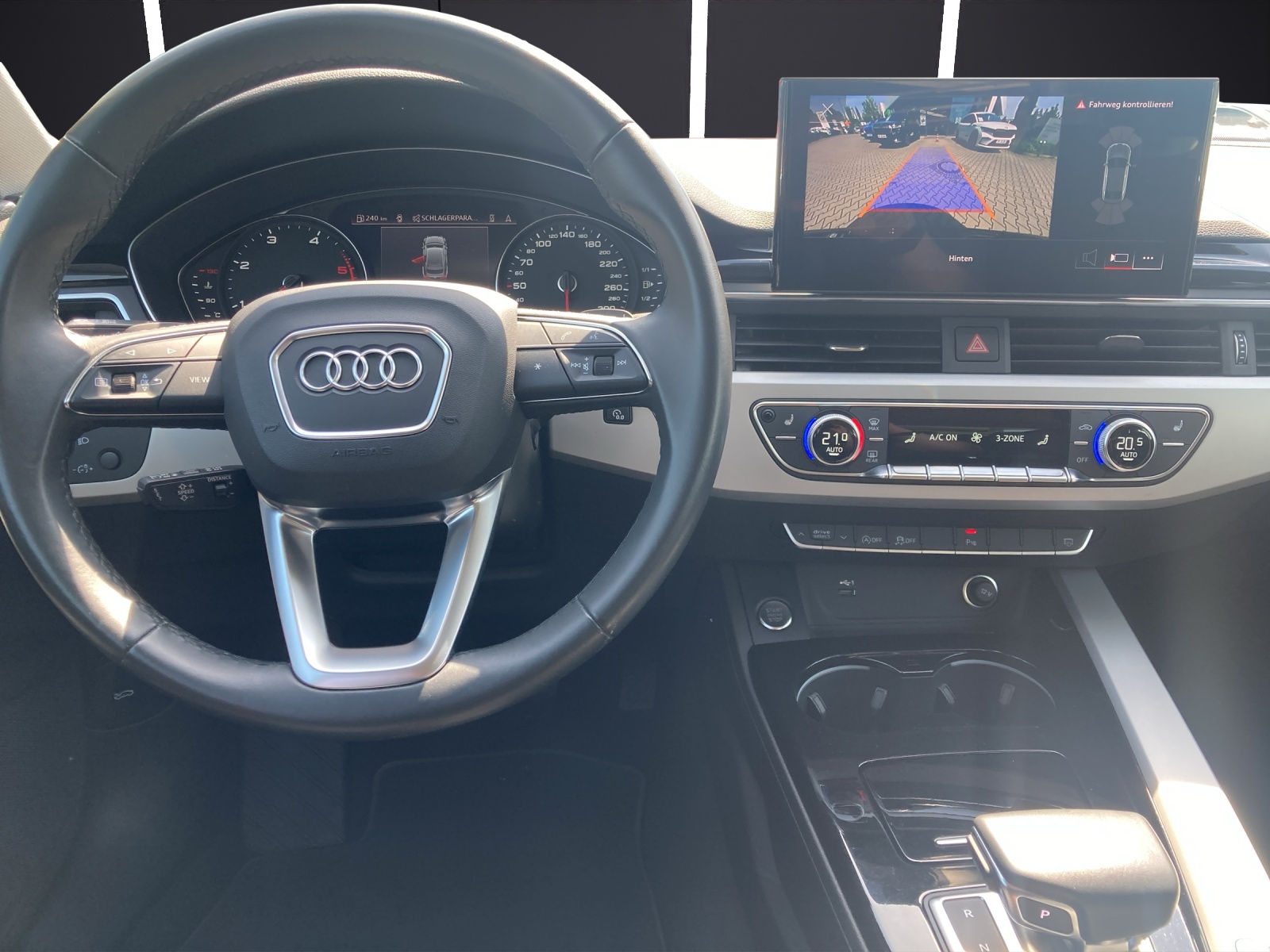 Fahrzeugabbildung Audi A5 Sportback 50 TDI quattro S-line Matrix AHK Navi ACC RFK