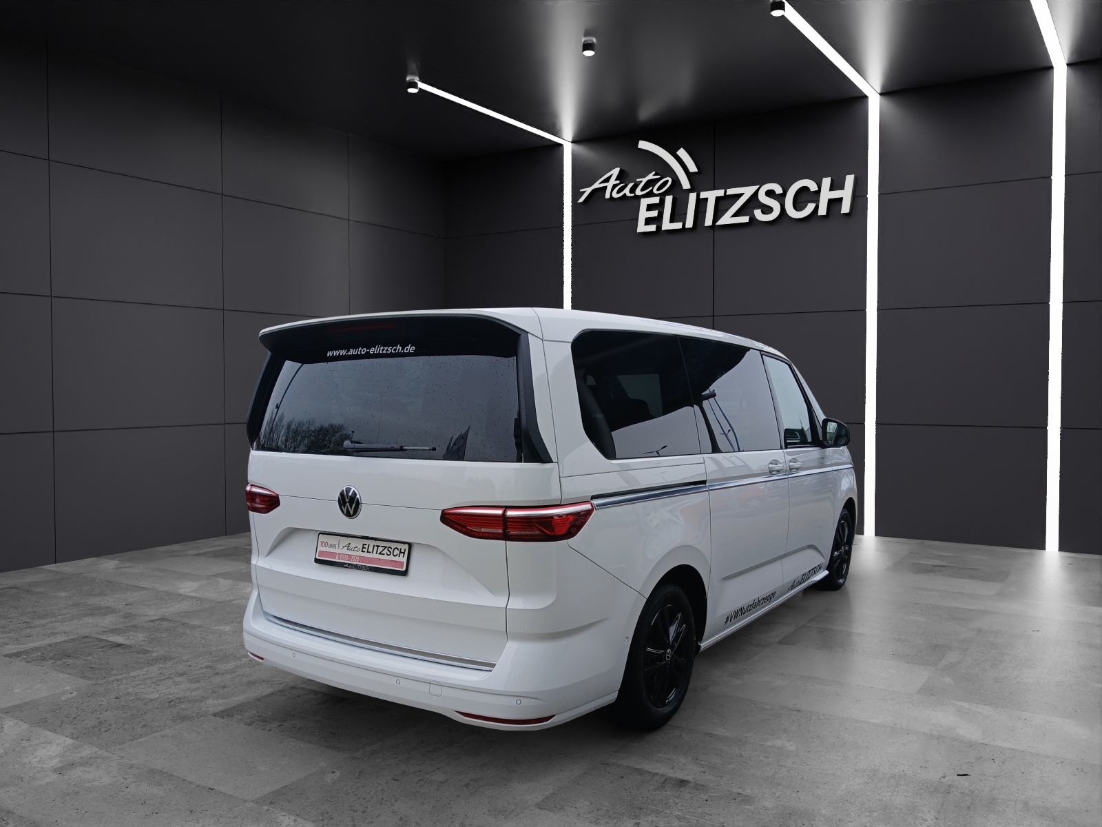 Fahrzeugabbildung Volkswagen T7 Multivan TSI LÜ Style ACC AHK LED RFK PARK ASS