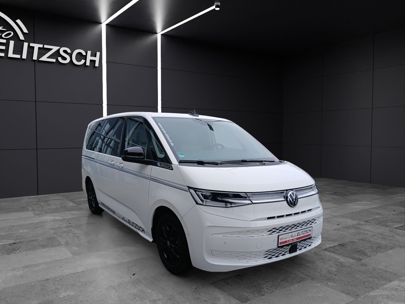 Fahrzeugabbildung Volkswagen T7 Multivan TSI LÜ Style ACC AHK LED RFK PARK ASS