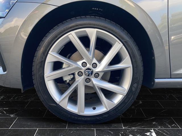 Fahrzeugabbildung SKODA Scala 1.0 TSI Tour LED virt cockpit SH Navi