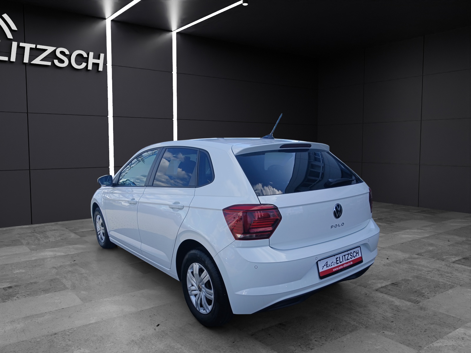 Fahrzeugabbildung Volkswagen Polo 1.0 Trendline Klima GRA PDC SH
