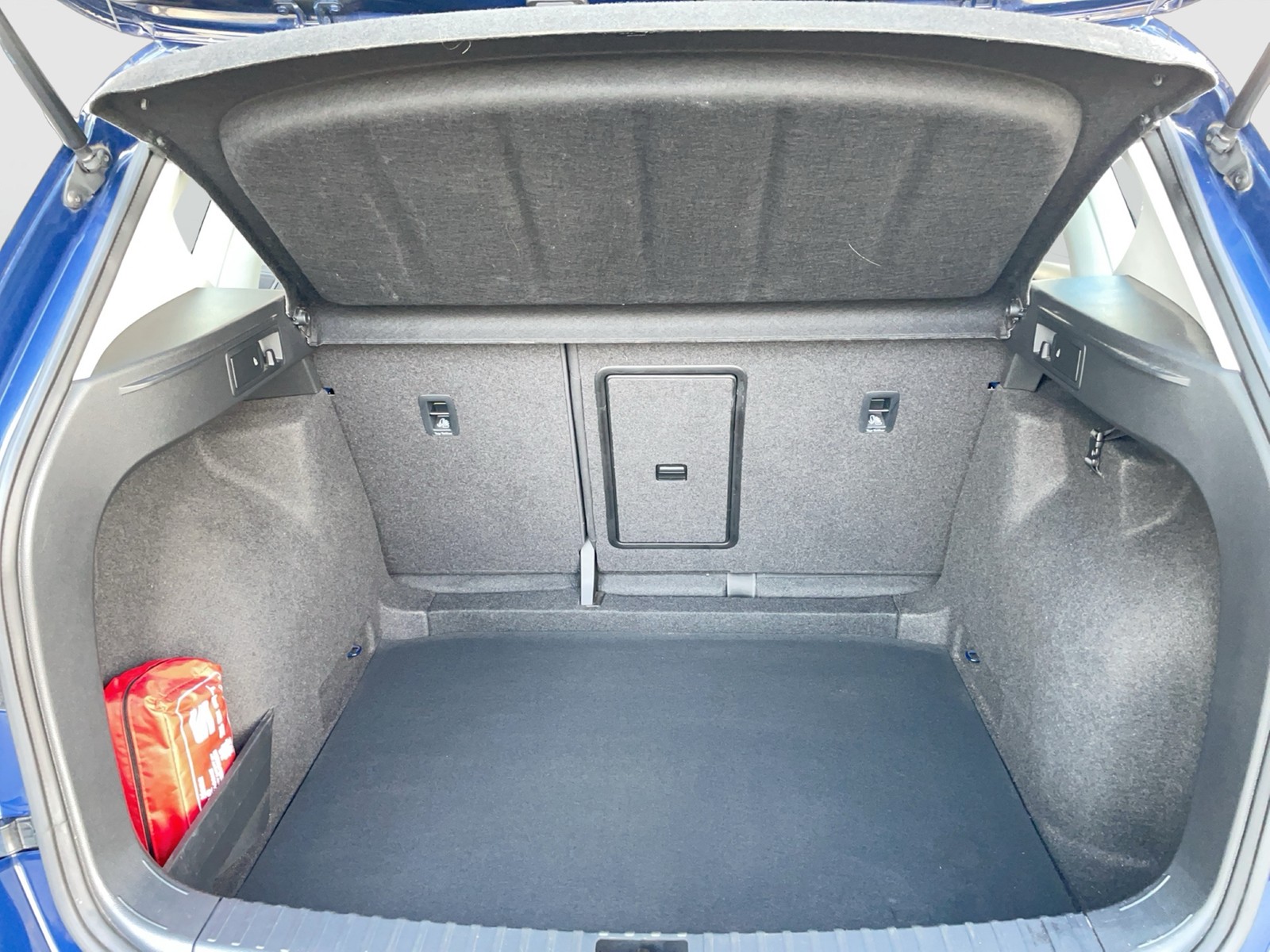 Fahrzeugabbildung SEAT Ateca Style PDC Klima