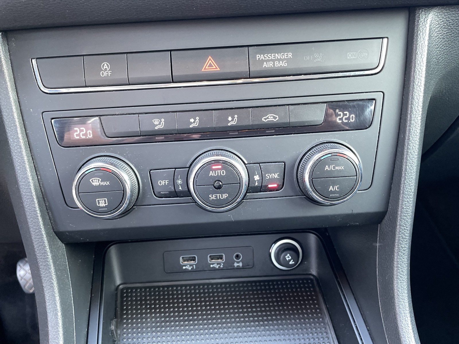 Fahrzeugabbildung SEAT Ateca Style PDC Klima