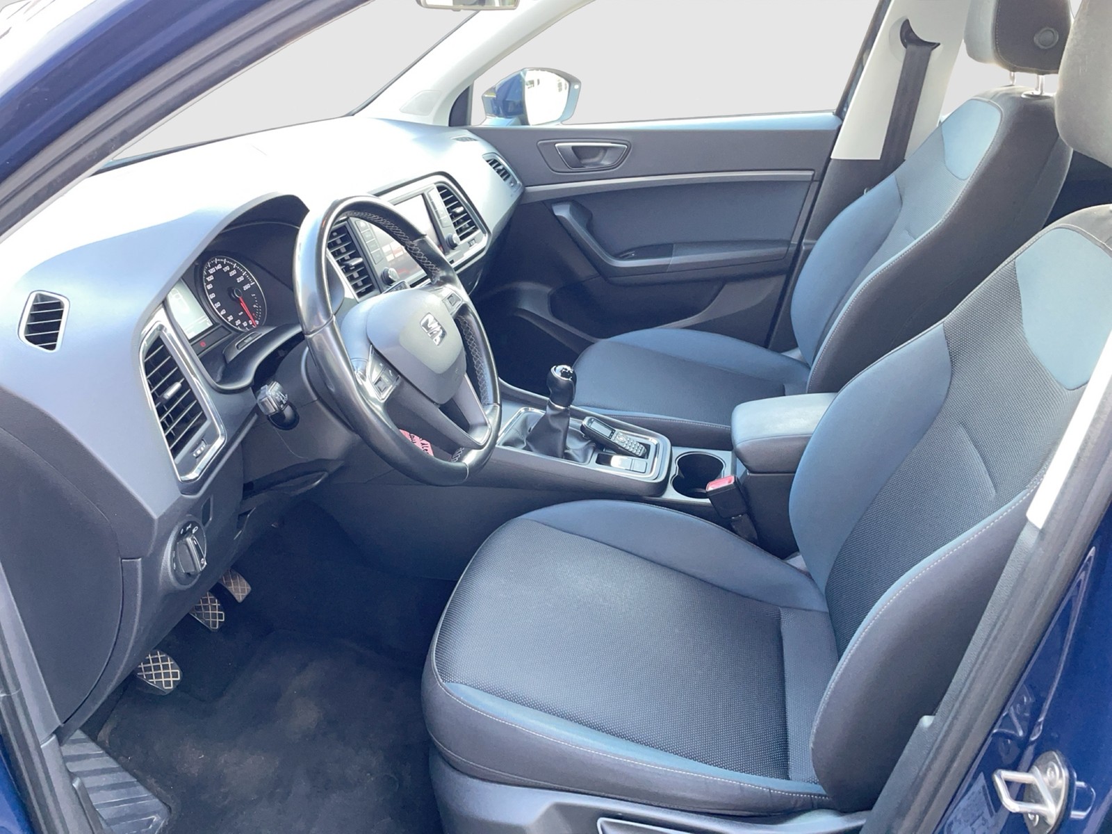 Fahrzeugabbildung SEAT Ateca Style PDC Klima