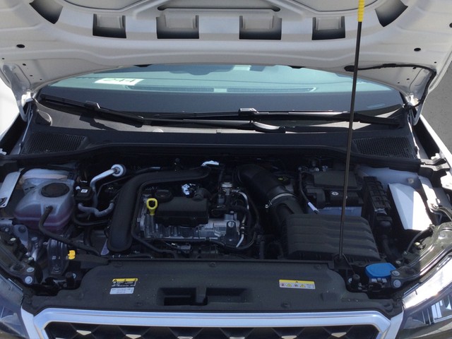 Fahrzeugabbildung SEAT Arona Xperience AHK 18