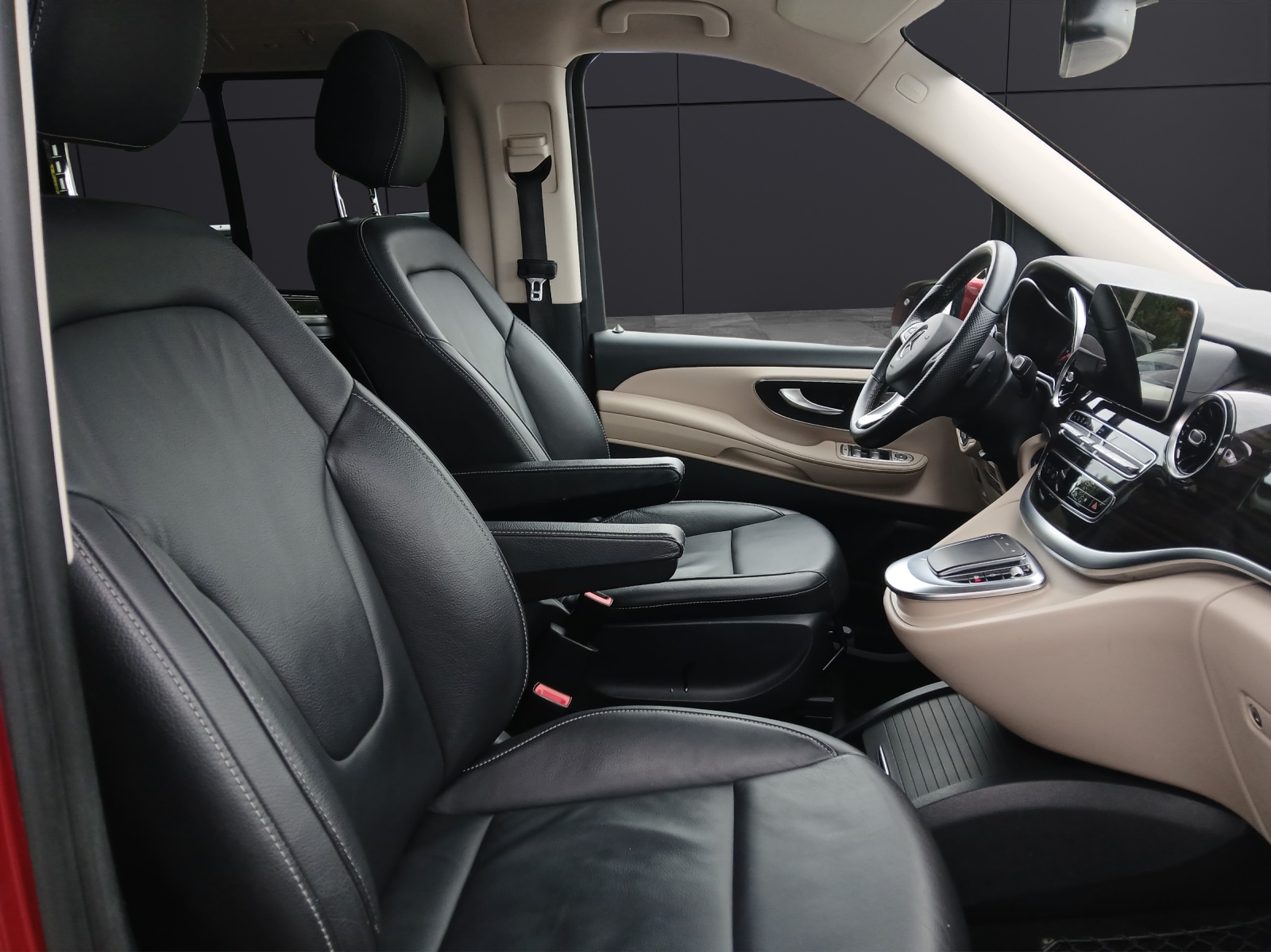 Fahrzeugabbildung Mercedes-Benz V 300d Marco Polo LED STH AHK Agility Control