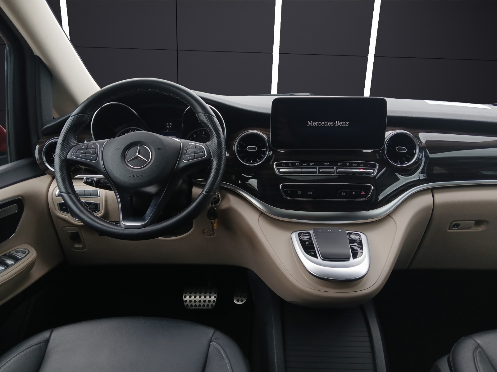 Fahrzeugabbildung Mercedes-Benz V 300d Marco Polo LED STH AHK Agility Control