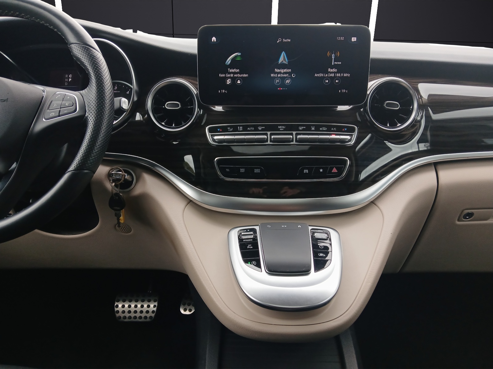 Fahrzeugabbildung Mercedes-Benz V 300d Marco Polo LED STH AHK Agility Control