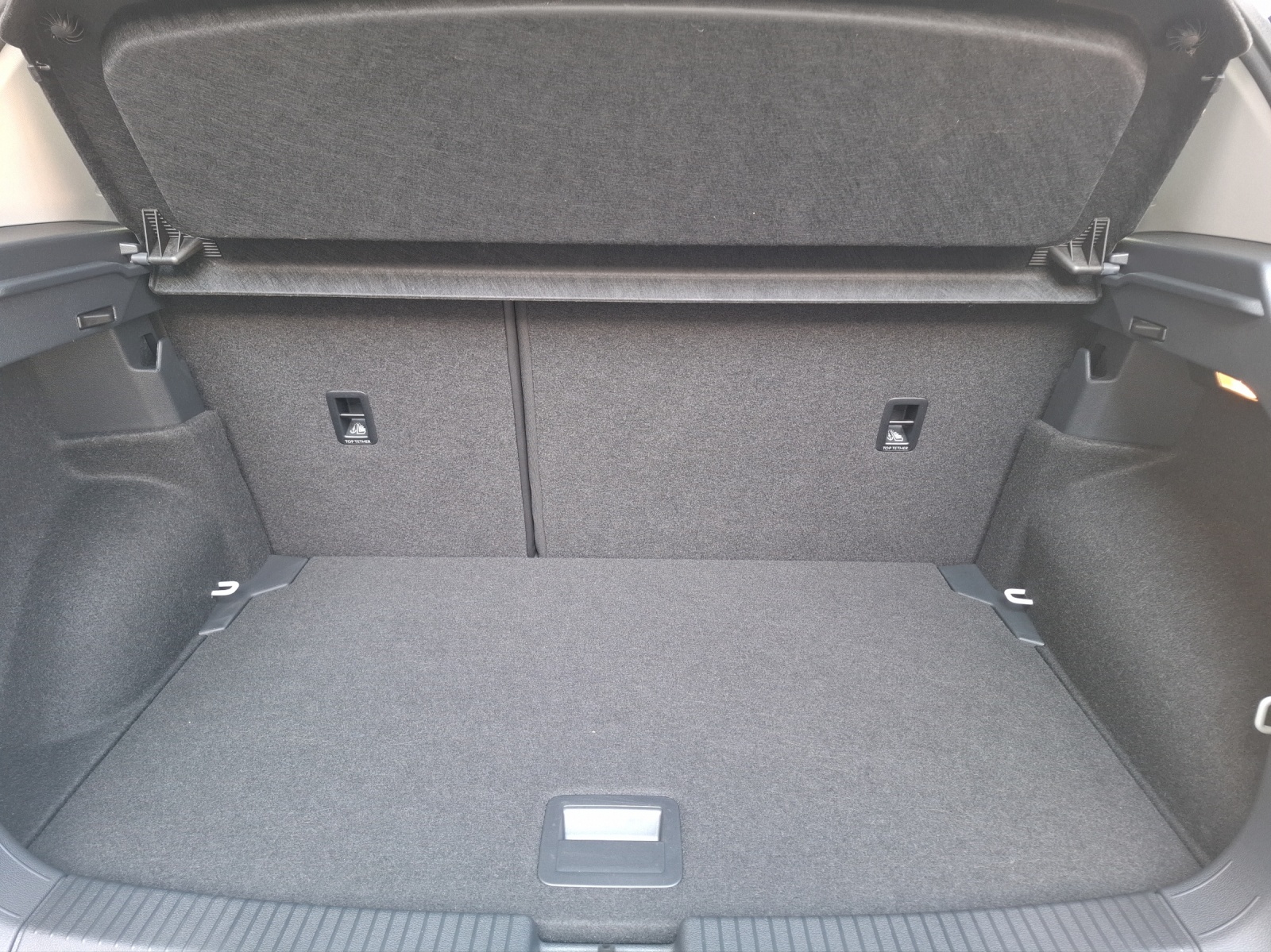 Fahrzeugabbildung Volkswagen T-Cross Life LED Navi ACC PDC SH