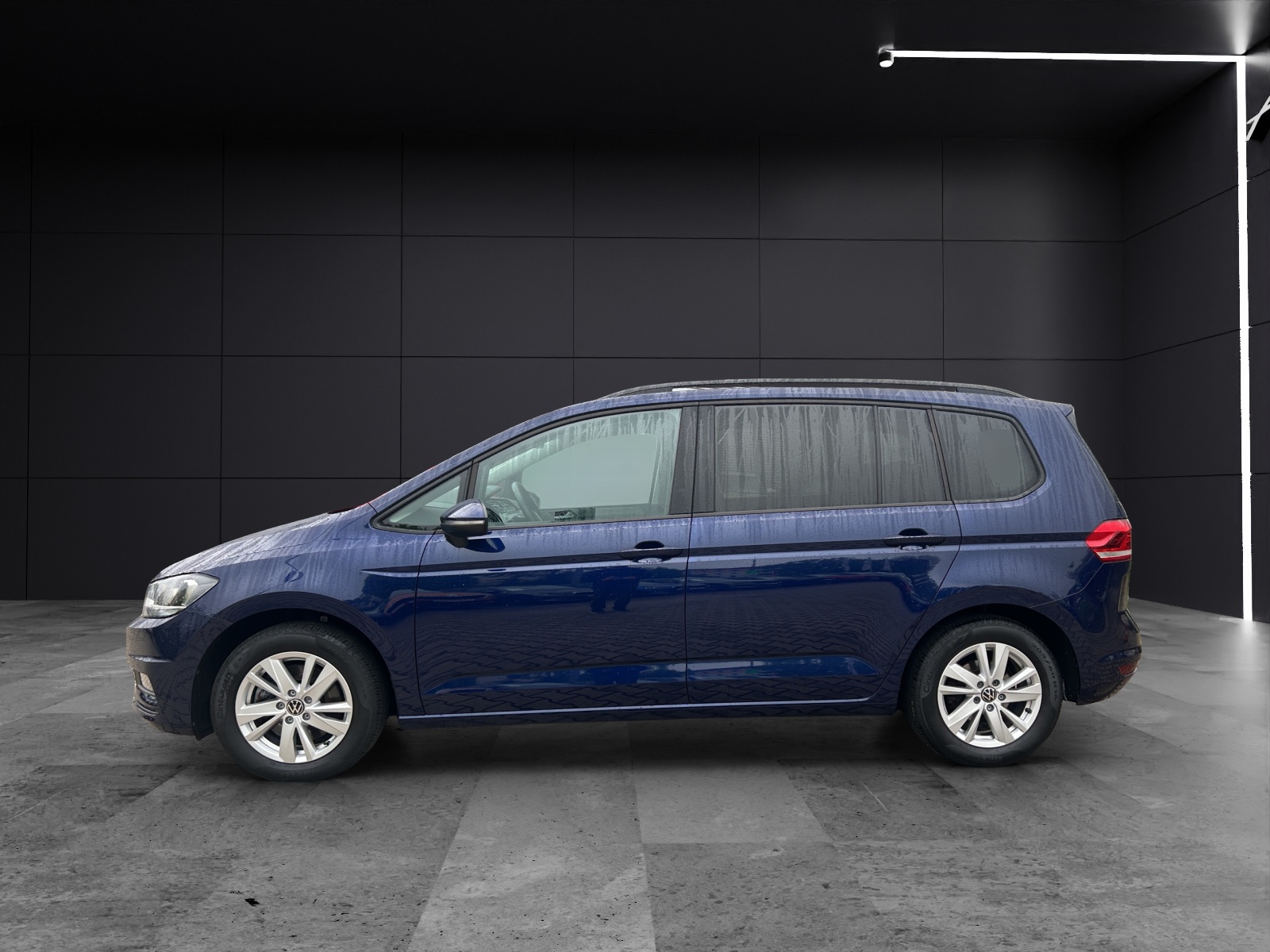 Fahrzeugabbildung Volkswagen Touran 2.0 TDI Comfortline Navi PDC SHZ LM