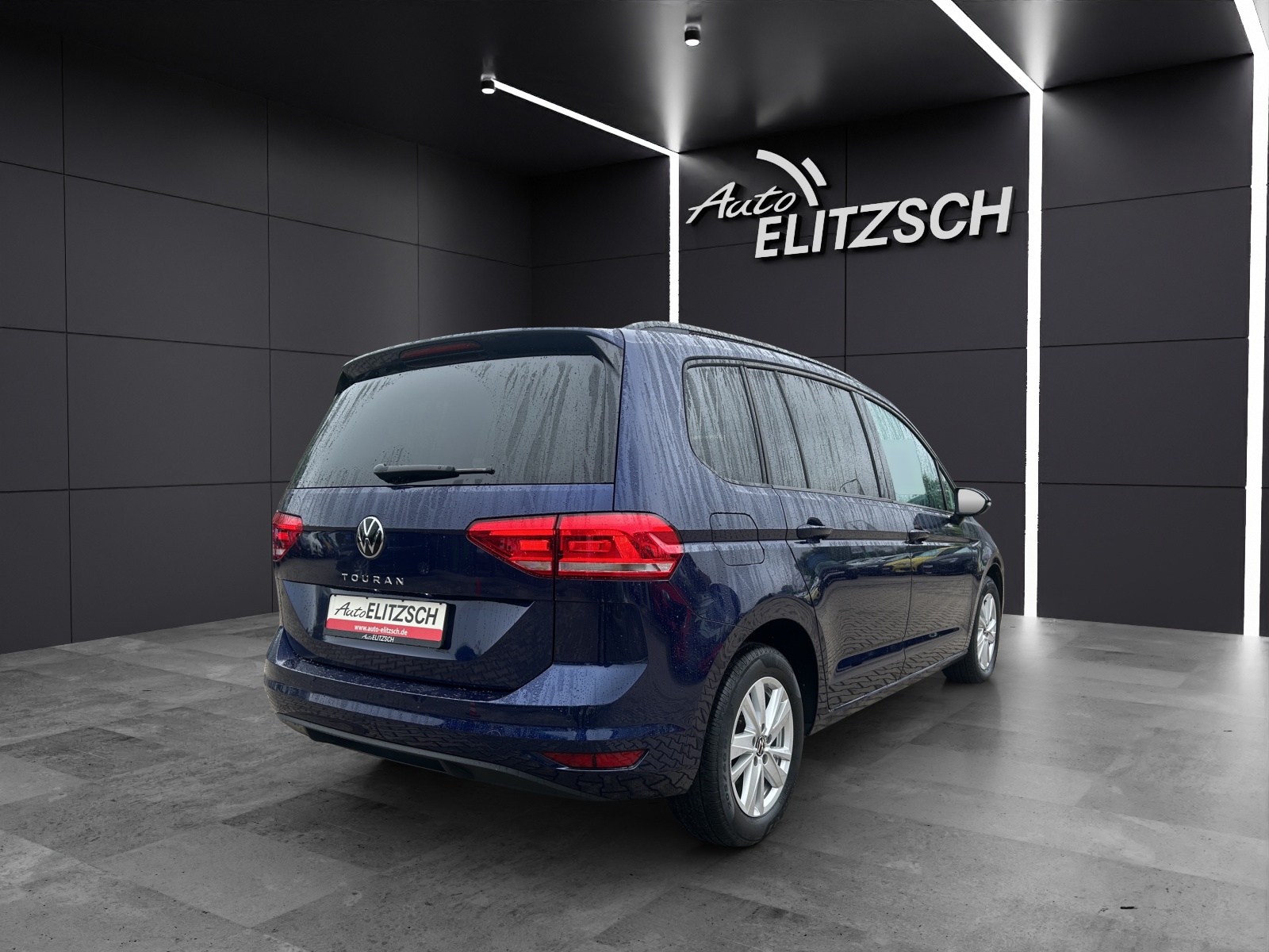 Fahrzeugabbildung Volkswagen Touran 2.0 TDI Comfortline Navi PDC SHZ LM