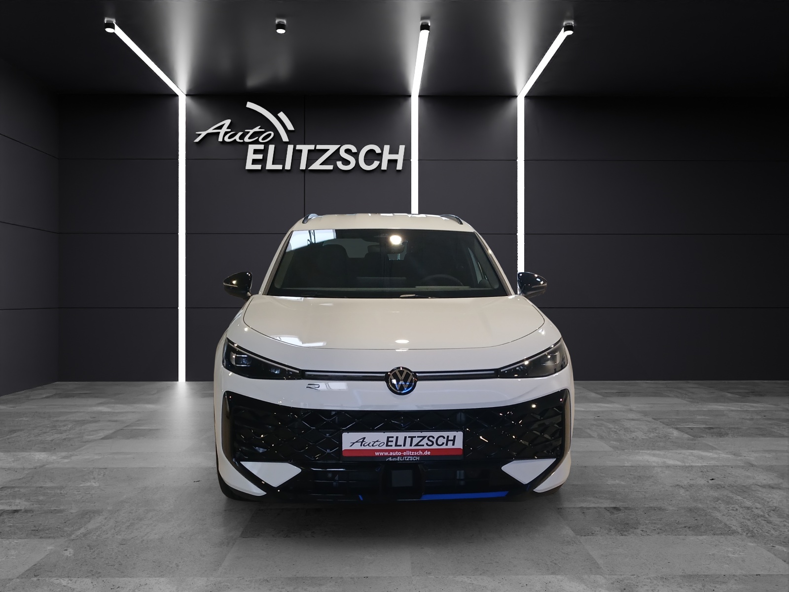 Fahrzeugabbildung Volkswagen T-Roc R-Line-Black-Style HuD NAVI AreaView