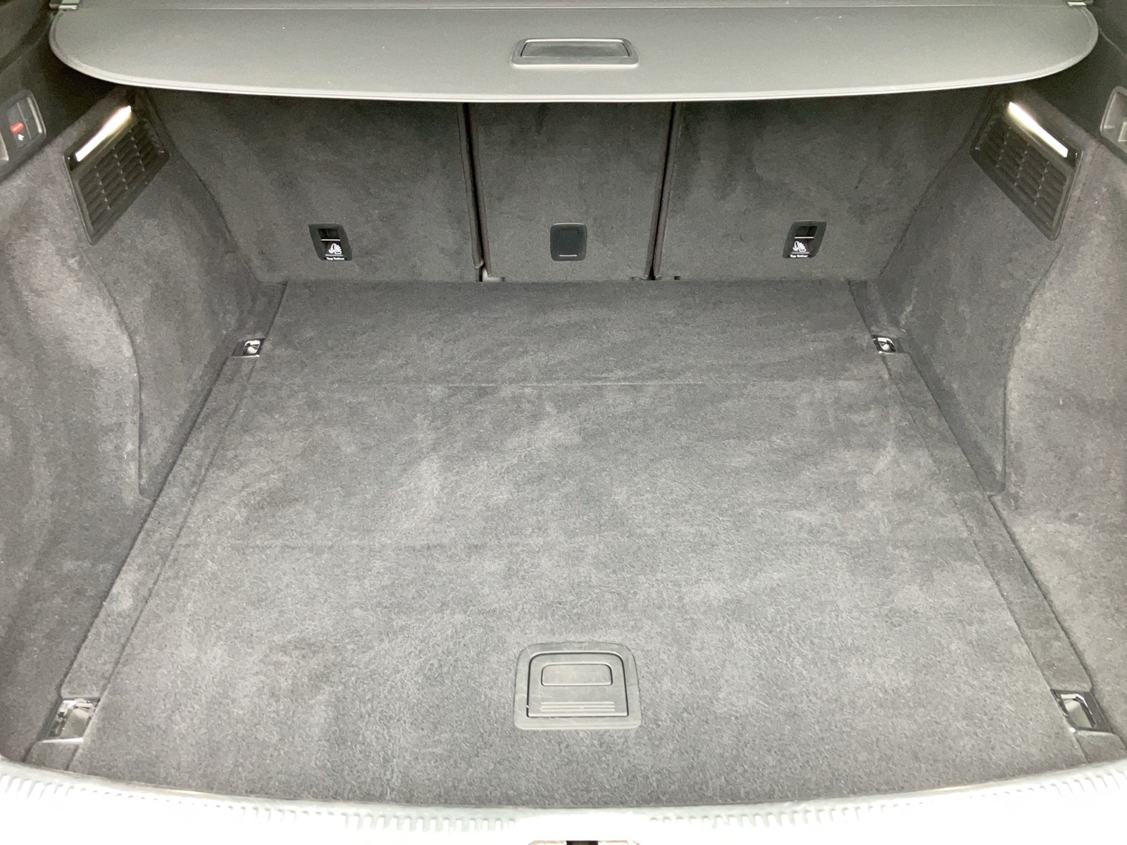 Fahrzeugabbildung Audi Q5 50 TDI qu S line Matrix Navi ACC AHK AVC SH